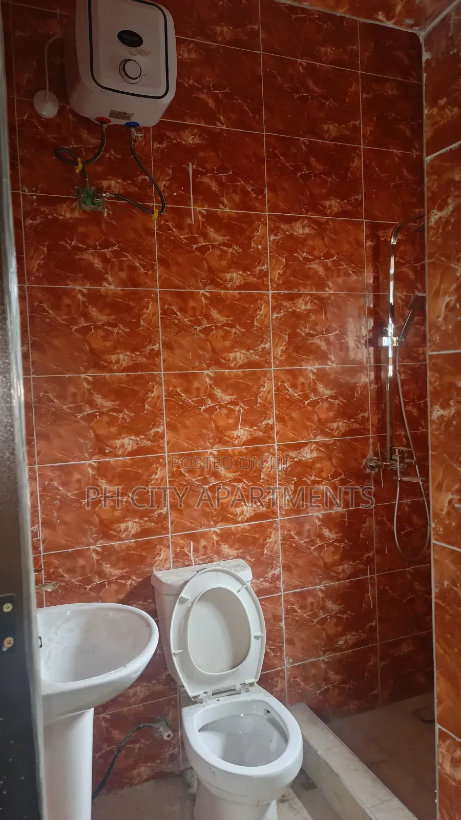 2bdrm Block of Flats in Port-Harcourt for rent in Port-Harcourt