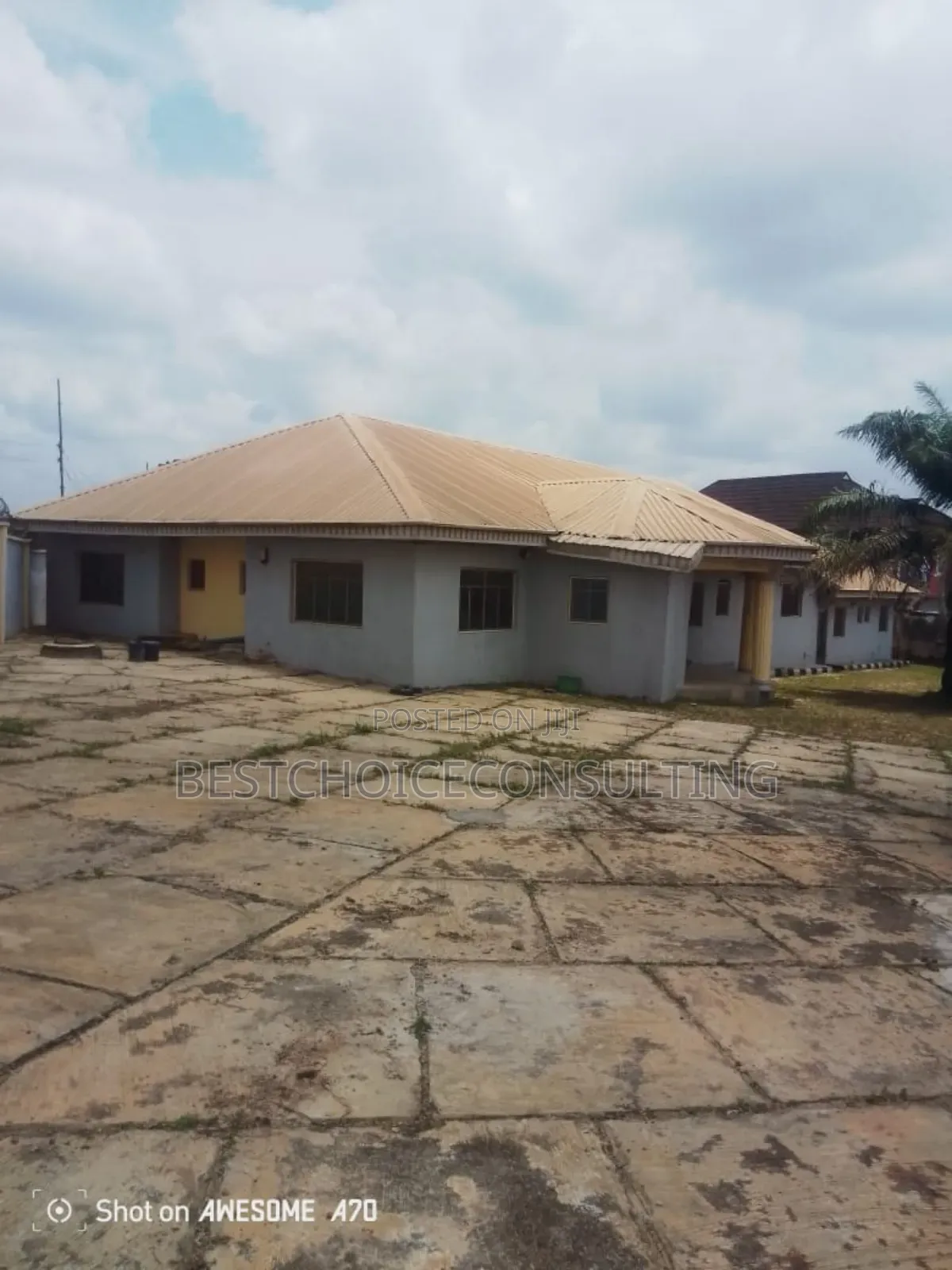 2bdrm Apartment in Apete, Ibadan for sale in Ibadan