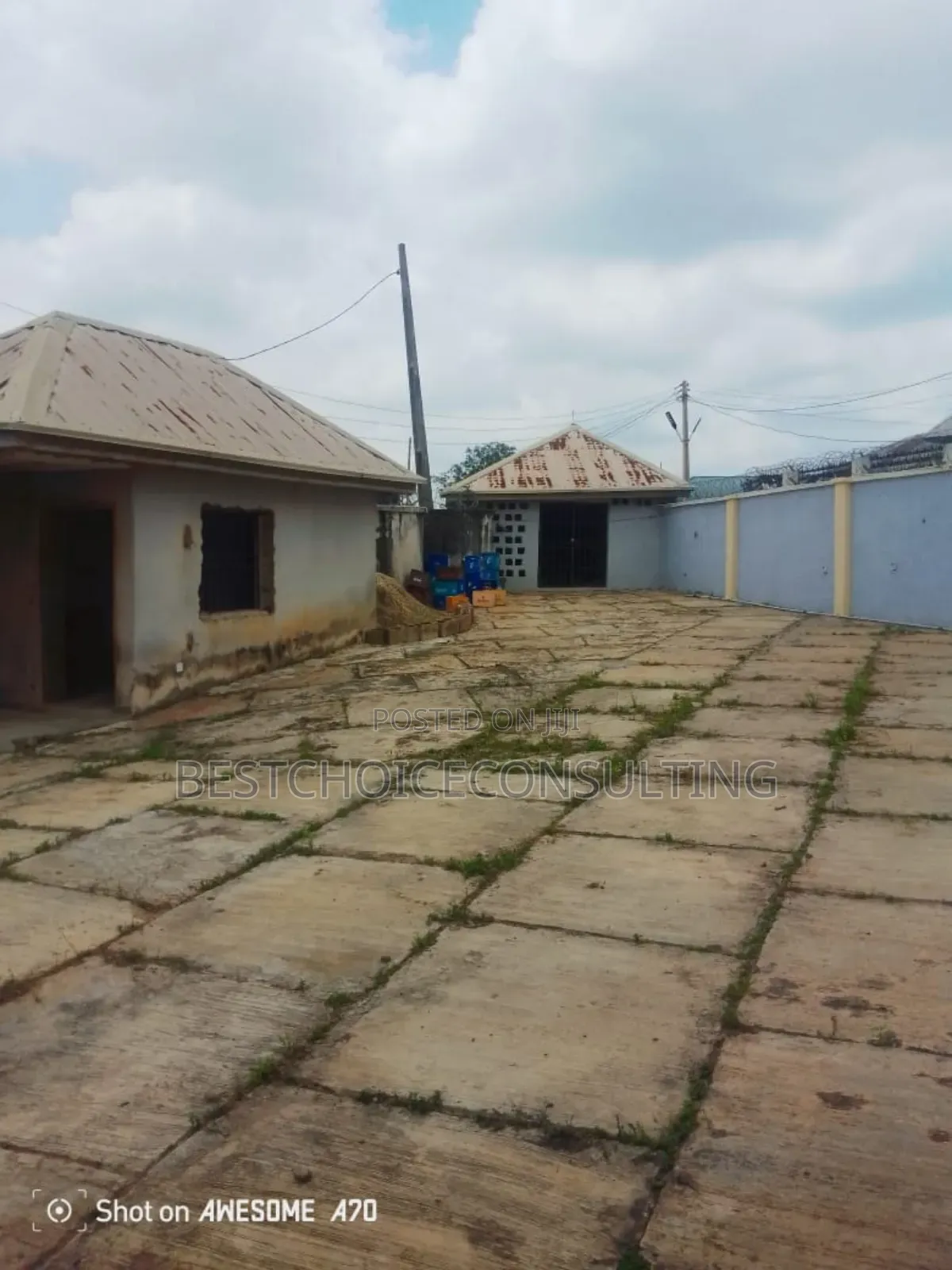 2bdrm Apartment in Apete, Ibadan for sale in Ibadan