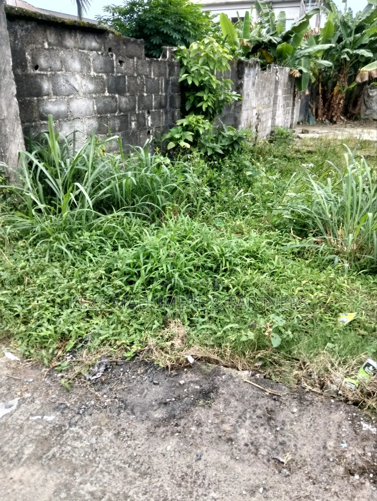 For Sale: Half Plot at Radio Estate, Nta Road, Ph in Port-Harcourt