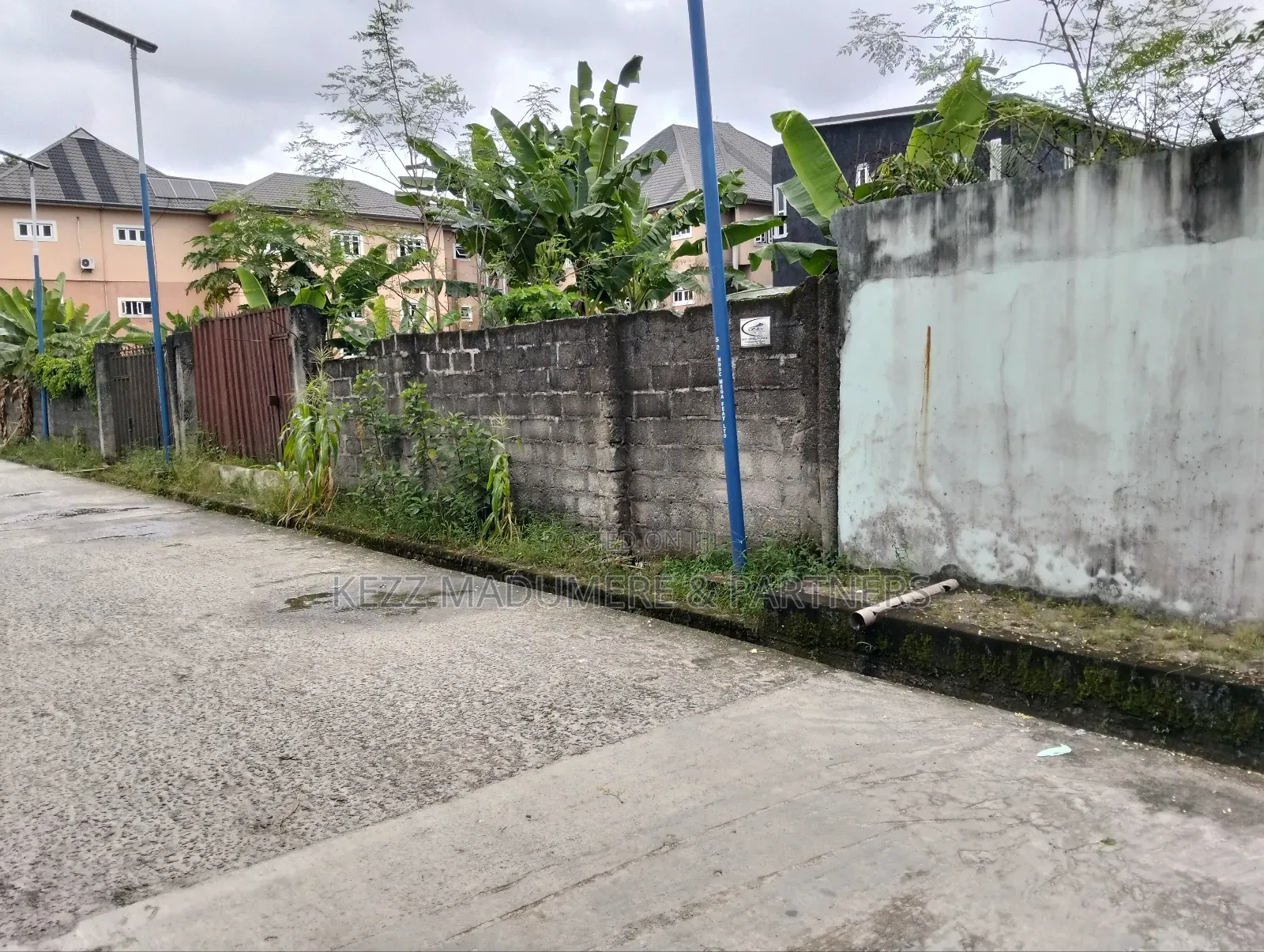 For Sale : 71⁄2 Plots at Rumuibekwe Housing Estate, Port Harcourt in Port-Harcourt