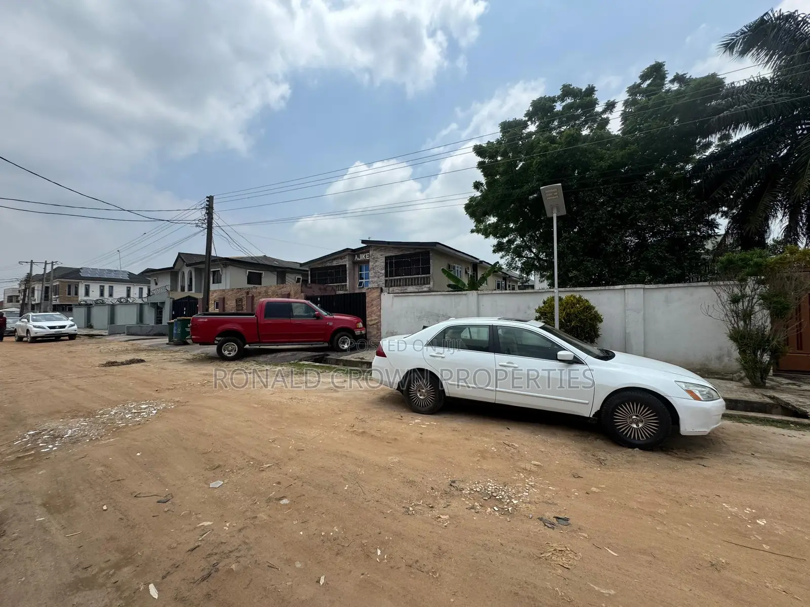 Gated and Fenced 650sqm of Land With Cofo at Magodo Gra Phase 1 in Magodo Isheri