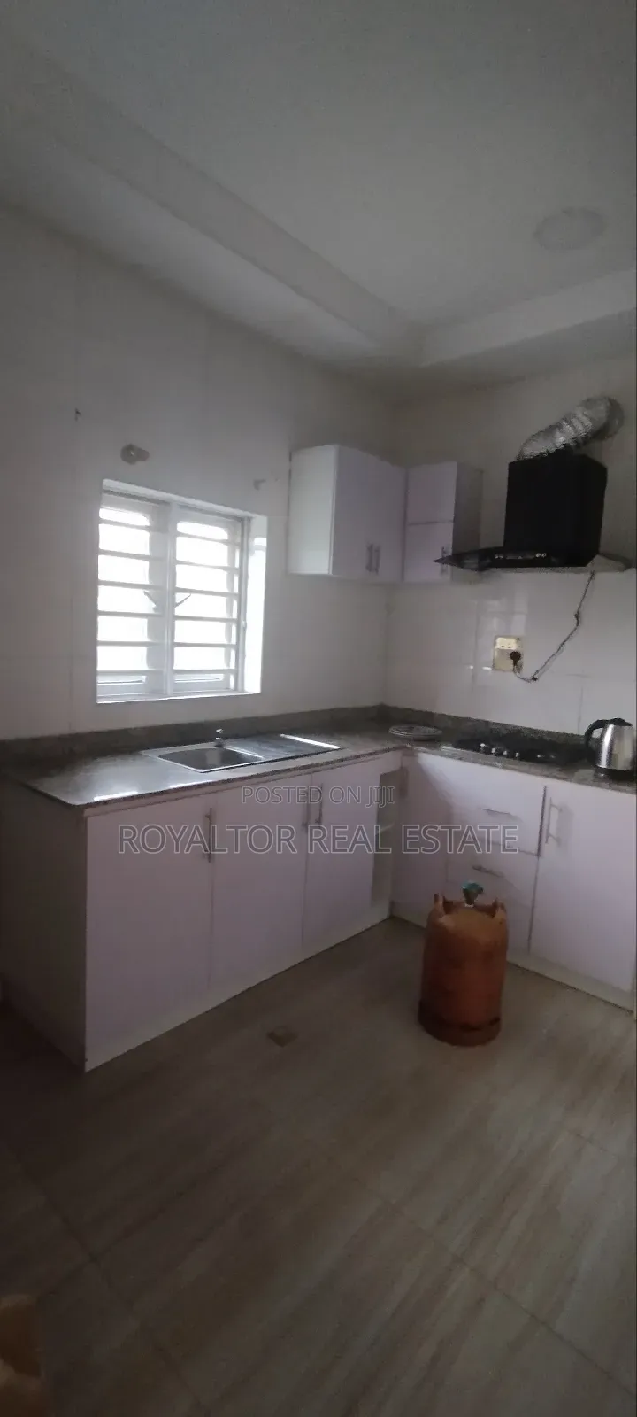 Furnished 2bdrm Apartment in Royaltor Real Estate, Benin City for rent in Benin City