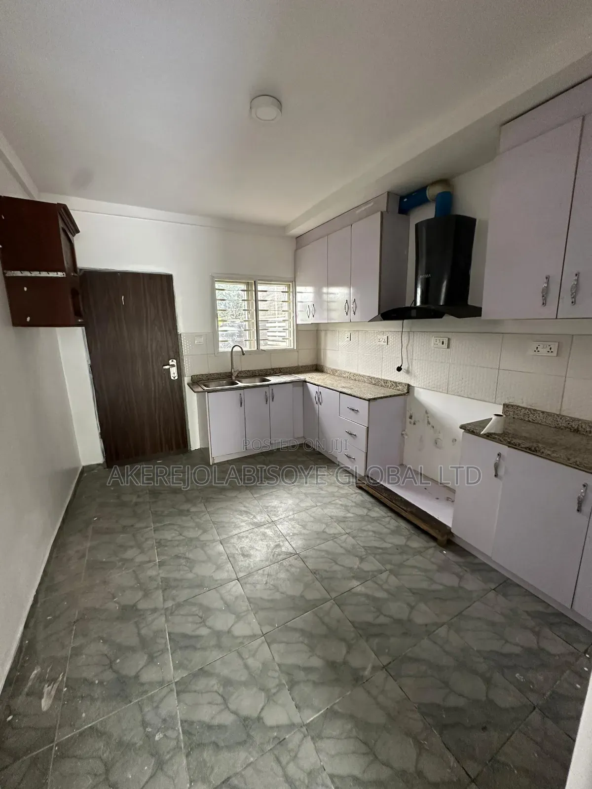 4bdrm Townhouse / Terrace in In An Estate for rent in Life Camp