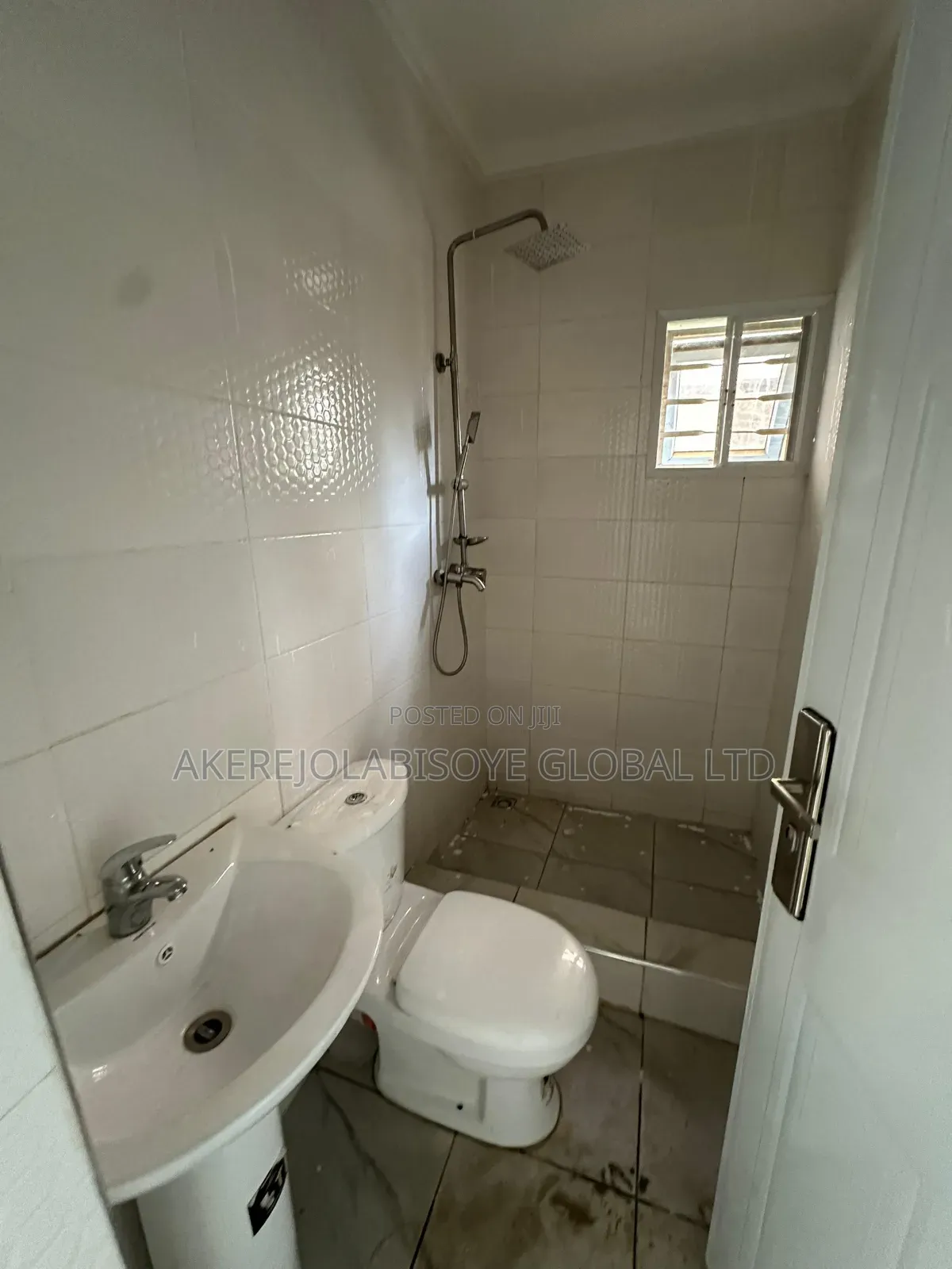 4bdrm Townhouse / Terrace in In An Estate for rent in Life Camp