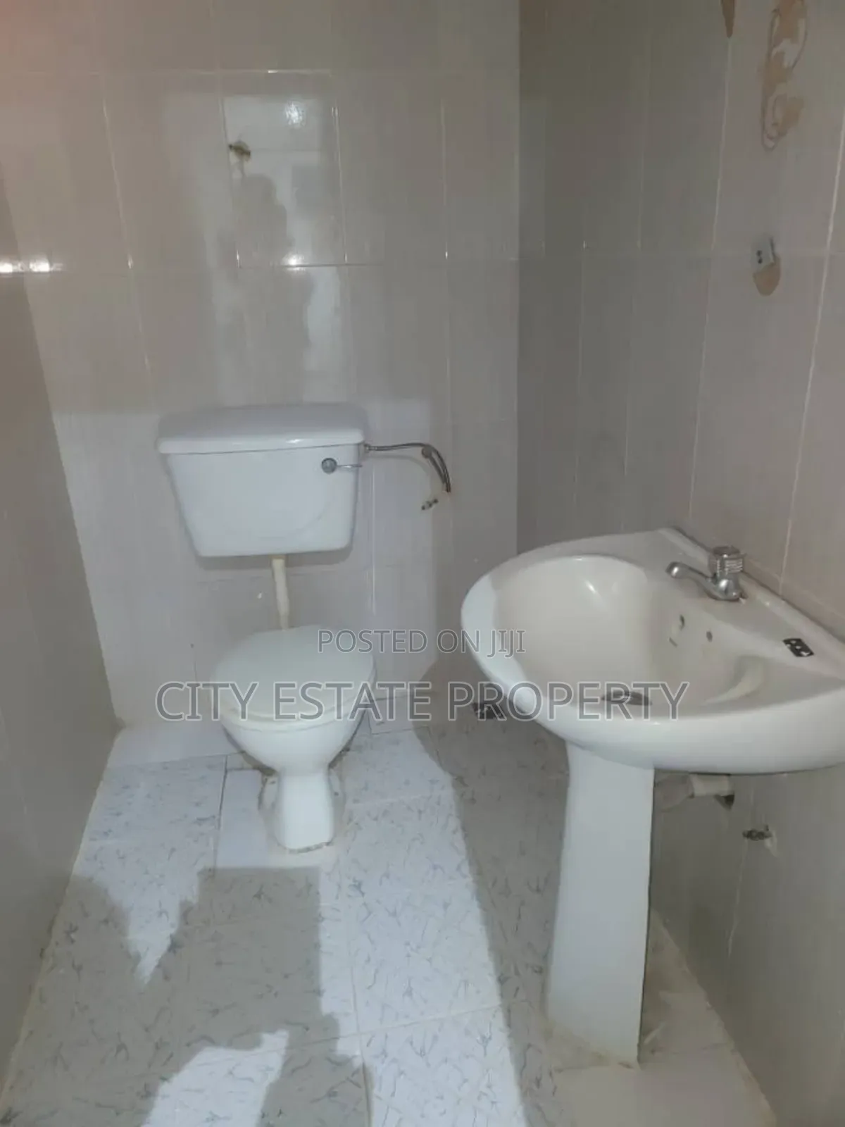 2bdrm Block of Flats in Car Wash, Port-Harcourt for rent in Port-Harcourt