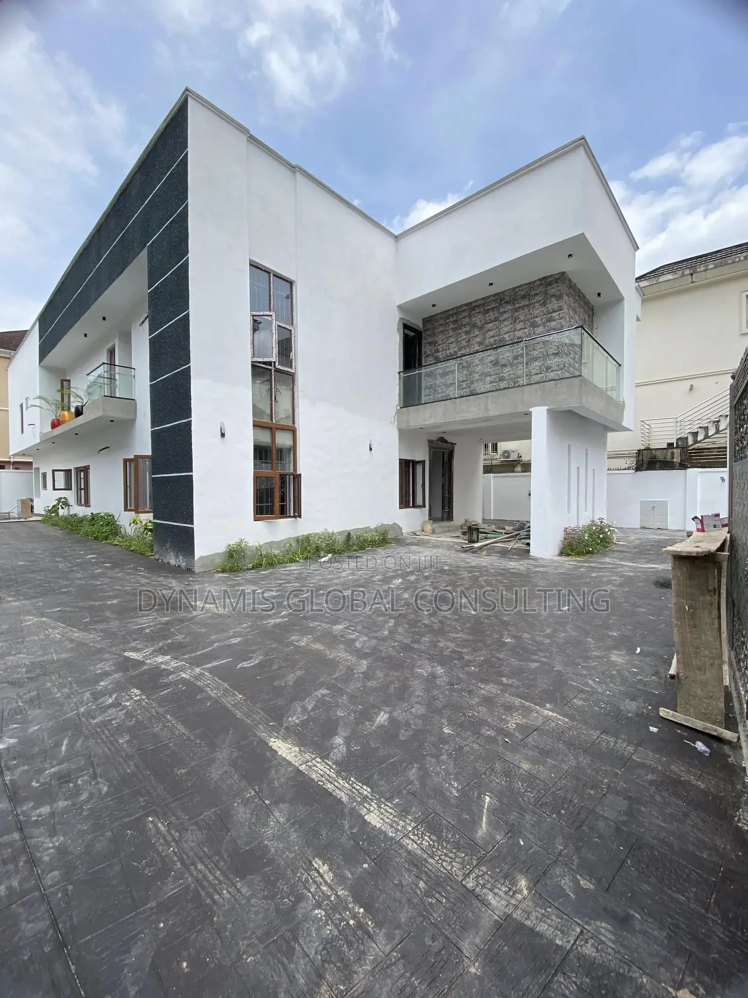 Furnished 6bdrm Duplex in Ikeja Gra for sale in Ikeja GRA