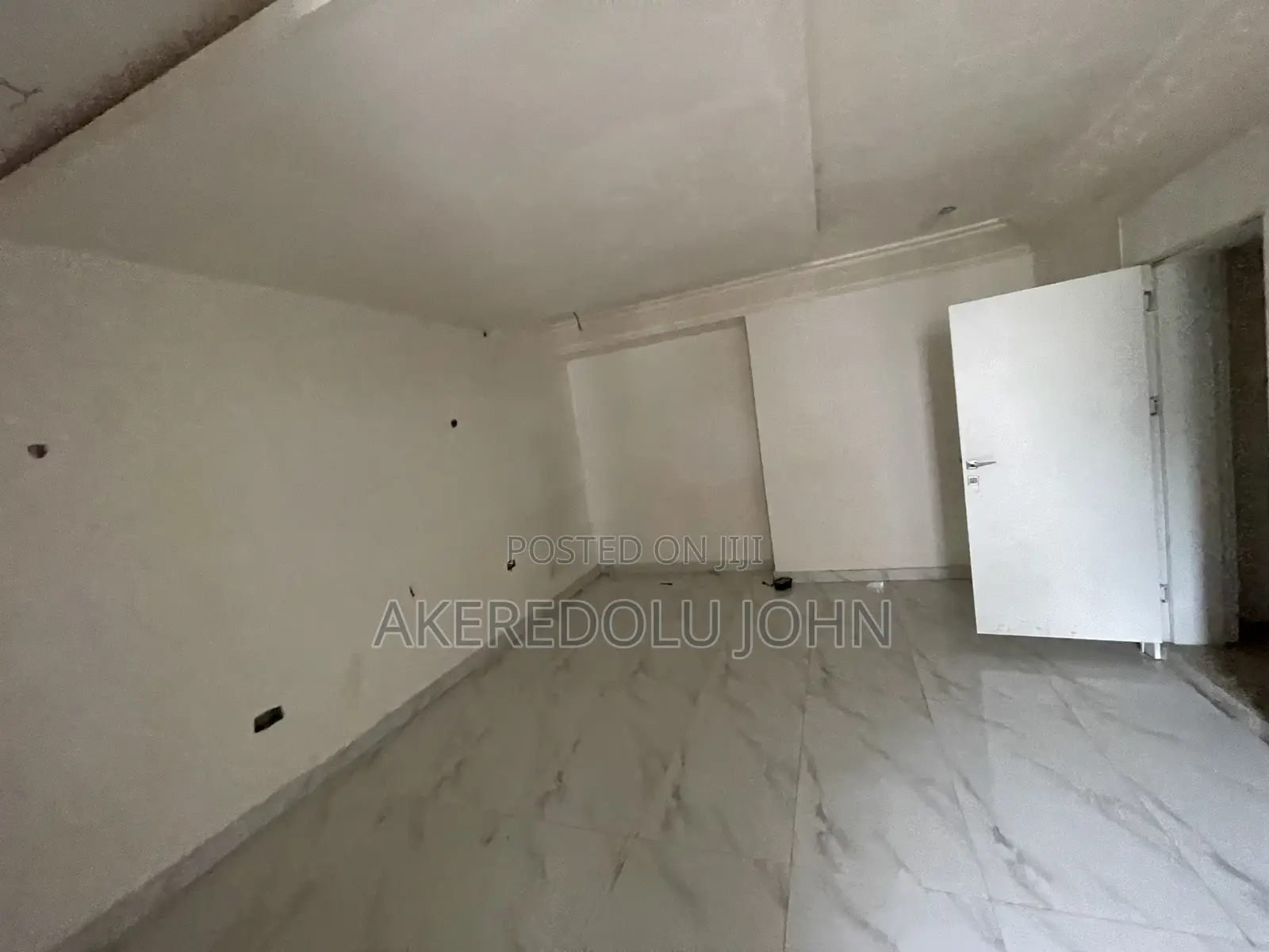 5bdrm Duplex in Apo District for sale in Apo District