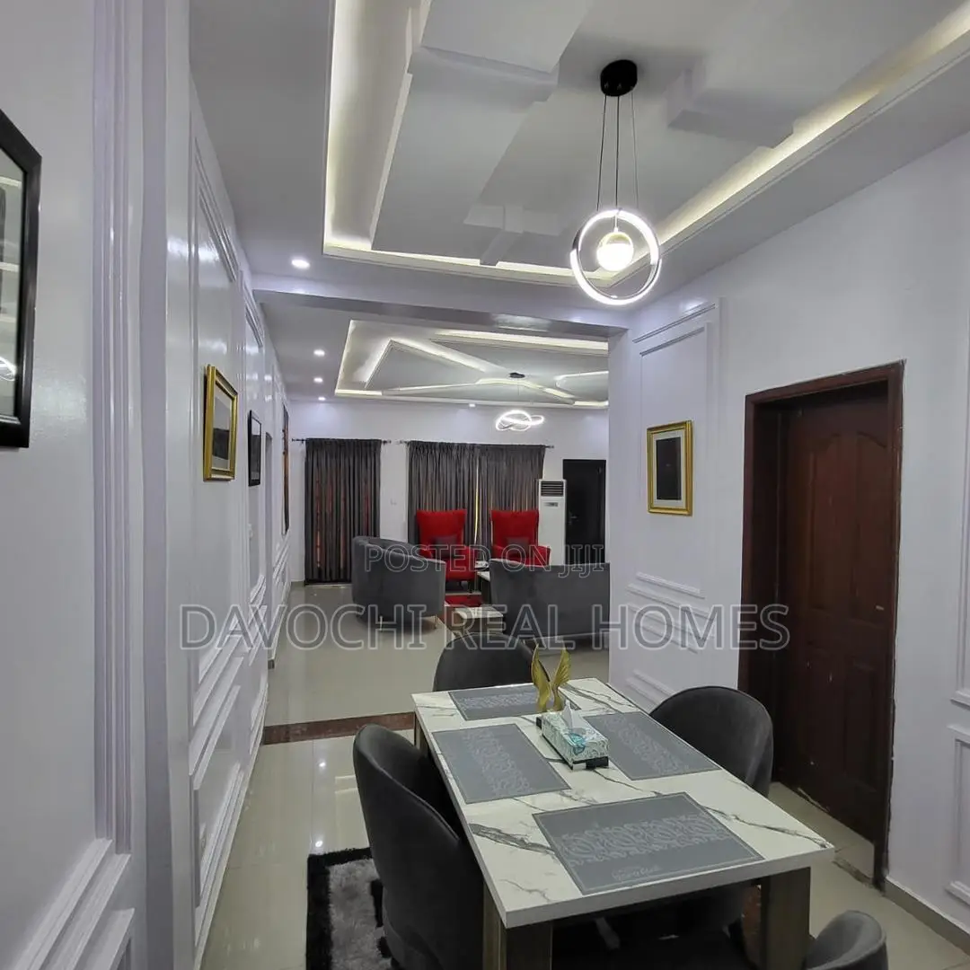 Furnished 3bdrm Apartment in Ikate Right for rent in Ikate-Elegushi