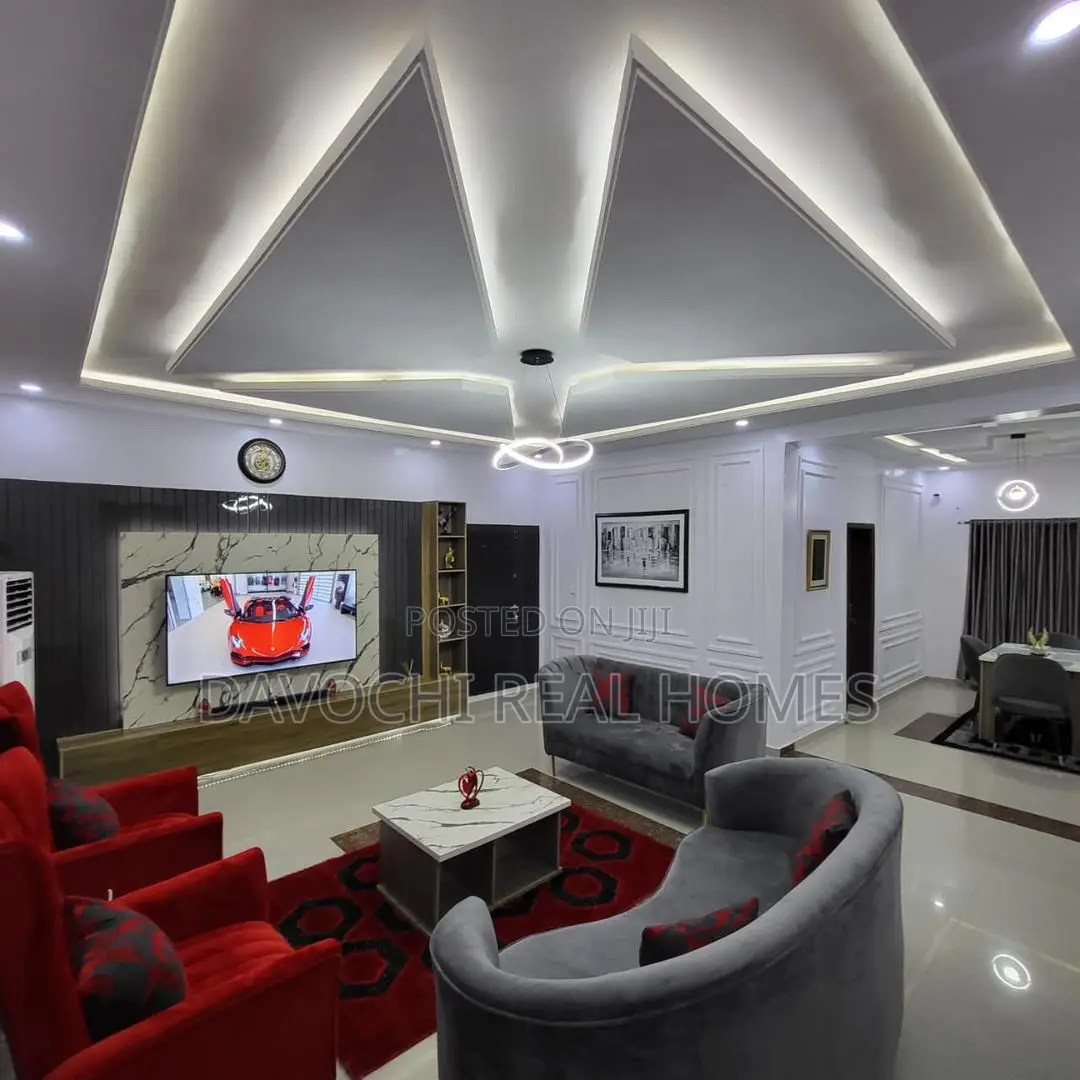 Furnished 3bdrm Apartment in Ikate Right for rent in Ikate-Elegushi