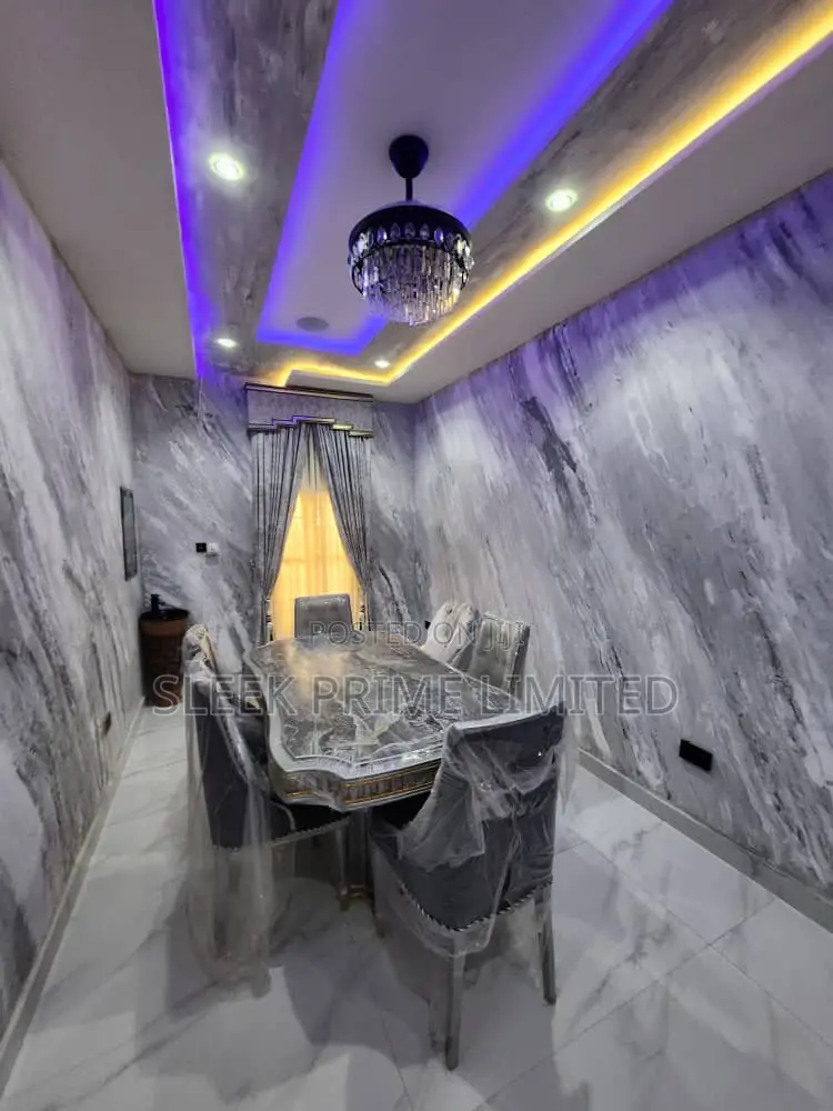 Furnished 5bdrm Duplex in Seaman Metropolitan , FHA for sale in FHA