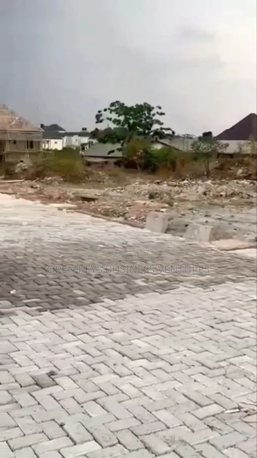 800sqm in Well Gated Estate at Salami ,Bodija in Bodija