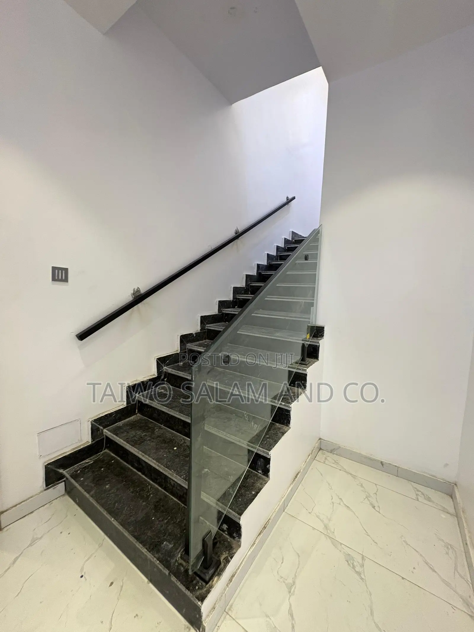 4bdrm Duplex in Akobo for sale in Akobo