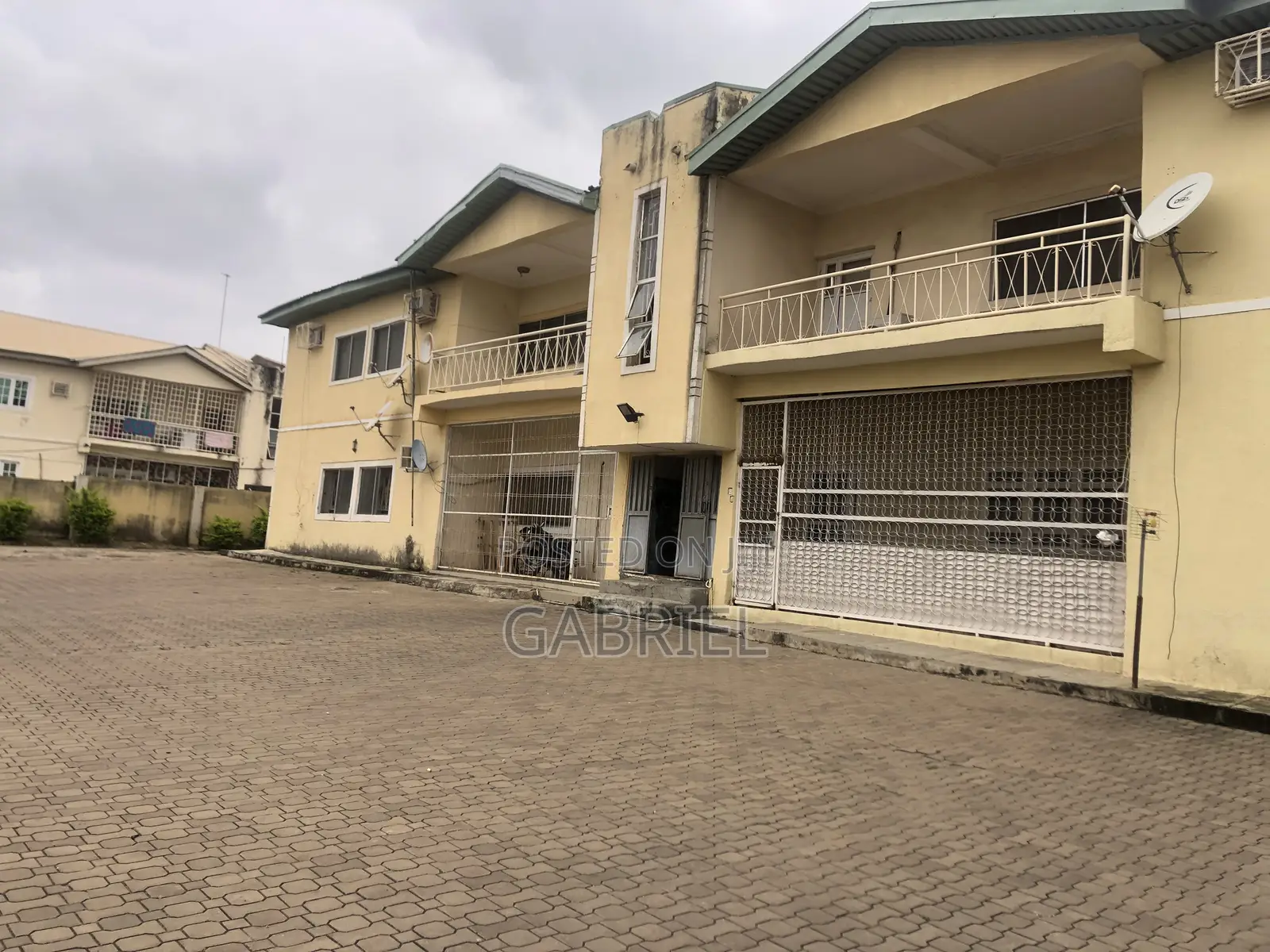 3bdrm Block of Flats in Gwarinpa Main for sale in Gwarinpa