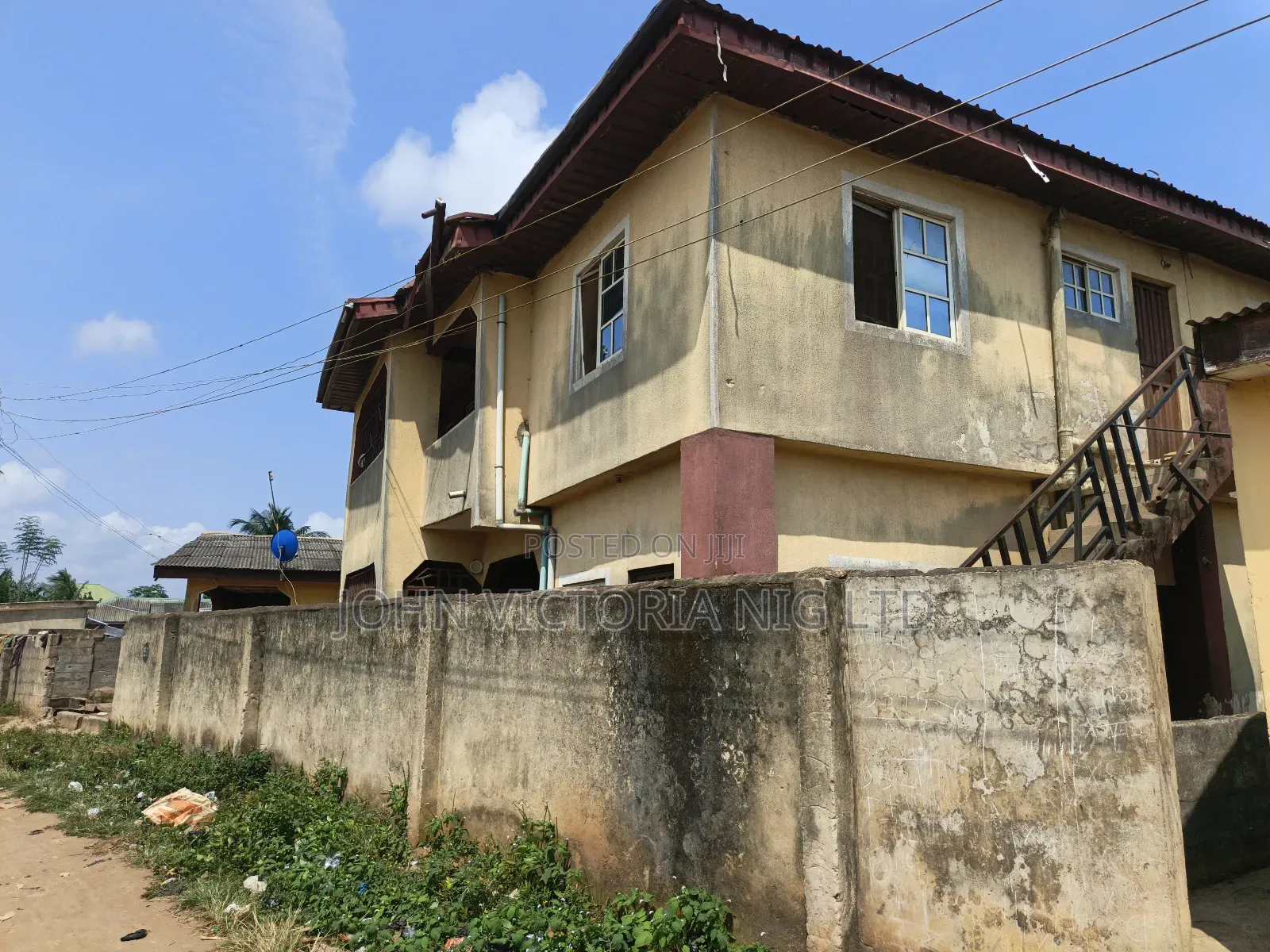 15bdrm Block of Flats in Igborosun, Badagry for sale in Badagry
