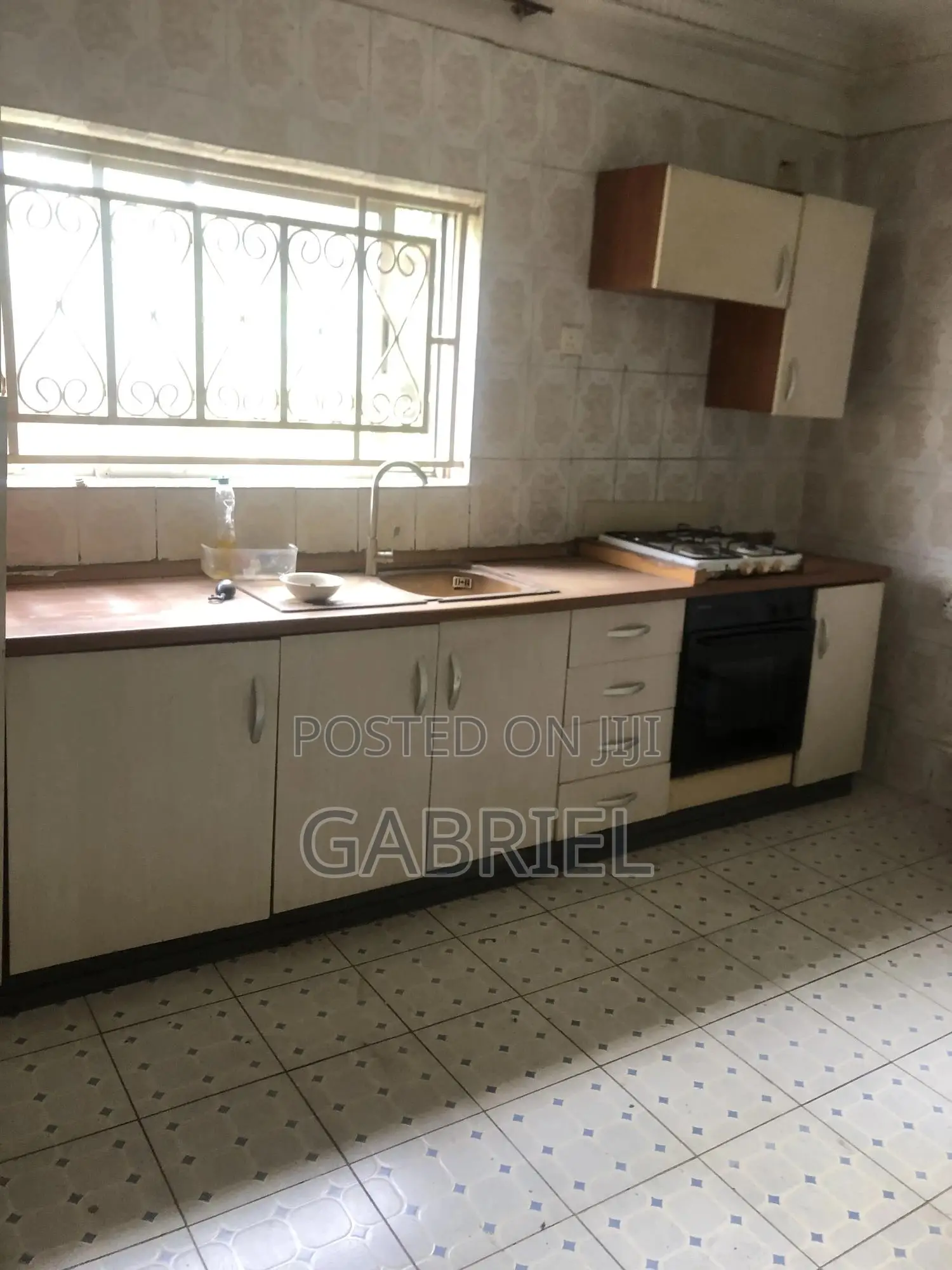 3bdrm Block of Flats in Gwarinpa Main for sale in Gwarinpa