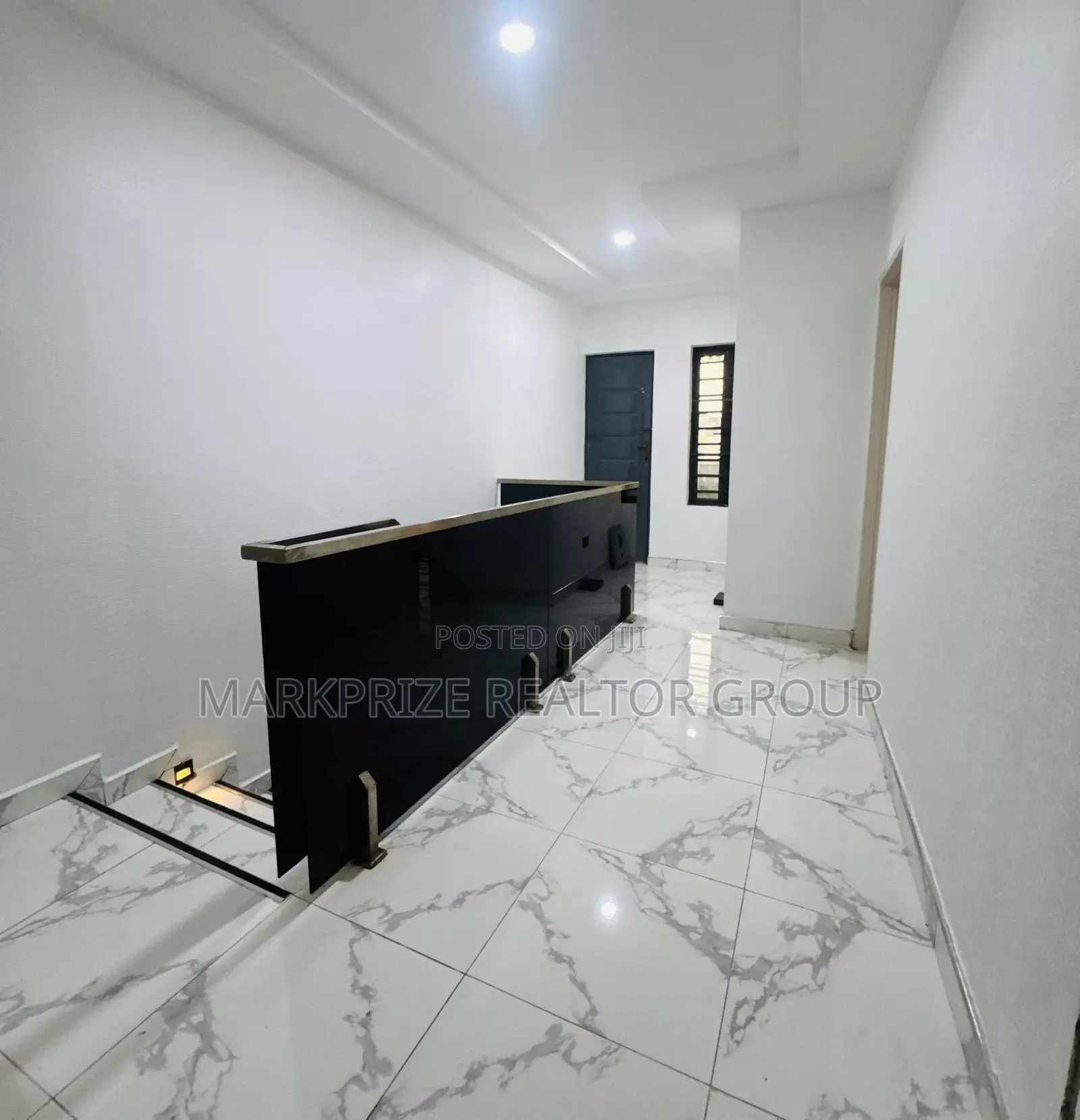 4bdrm Duplex in Maryland Lagos for sale in Maryland