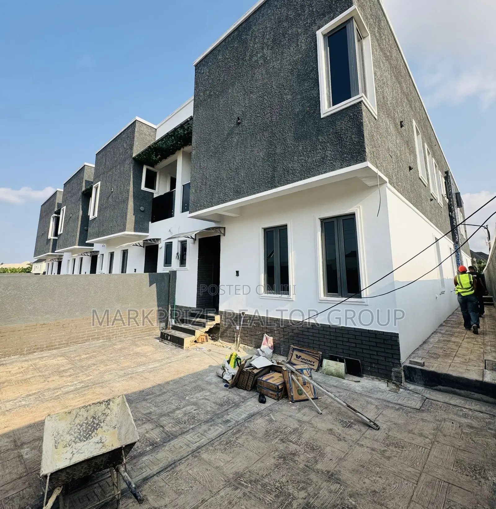 4bdrm Duplex in Maryland Lagos for sale in Maryland