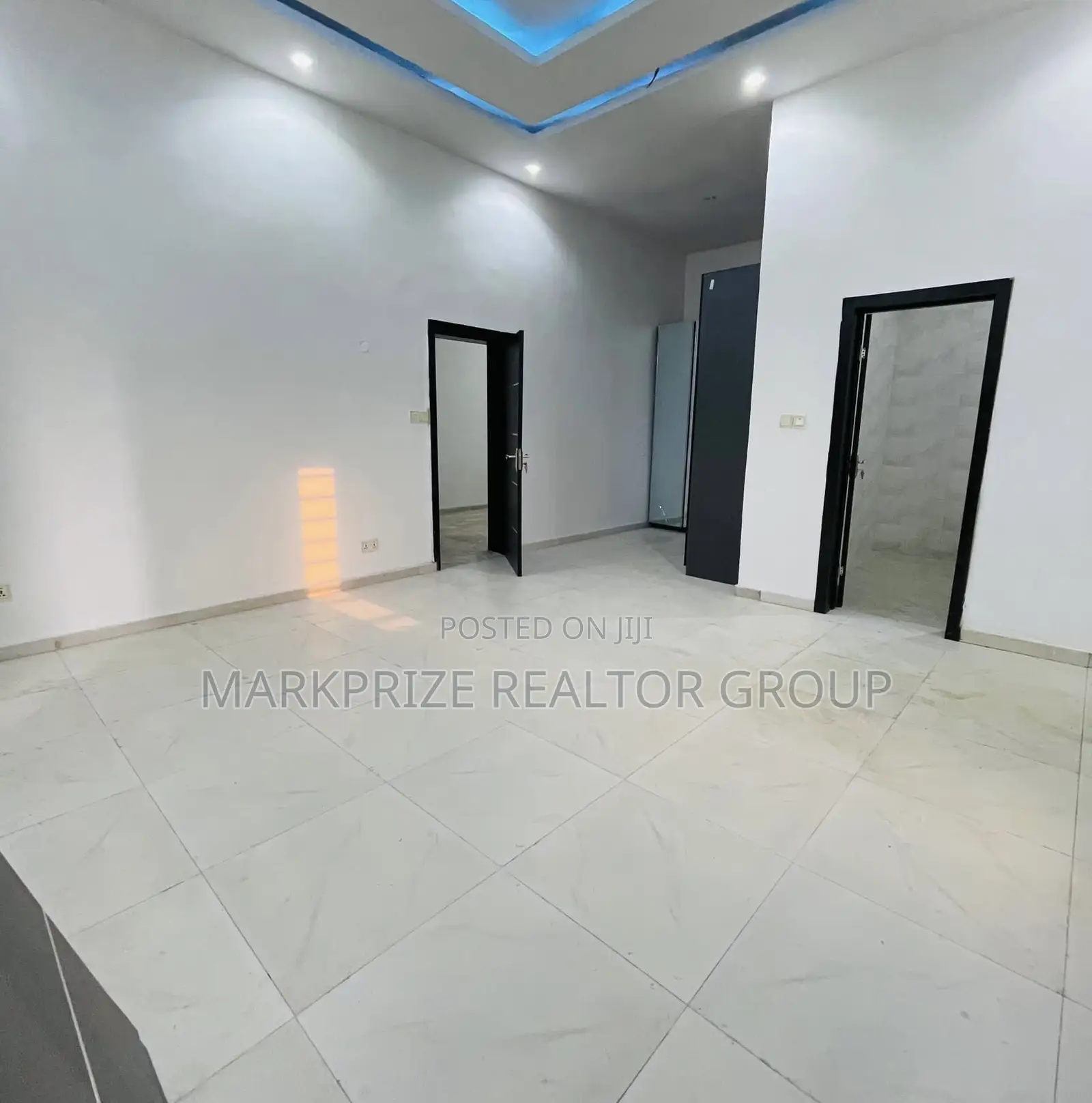 4bdrm Duplex in Magodo Phase 2 Lagos for sale in Magodo