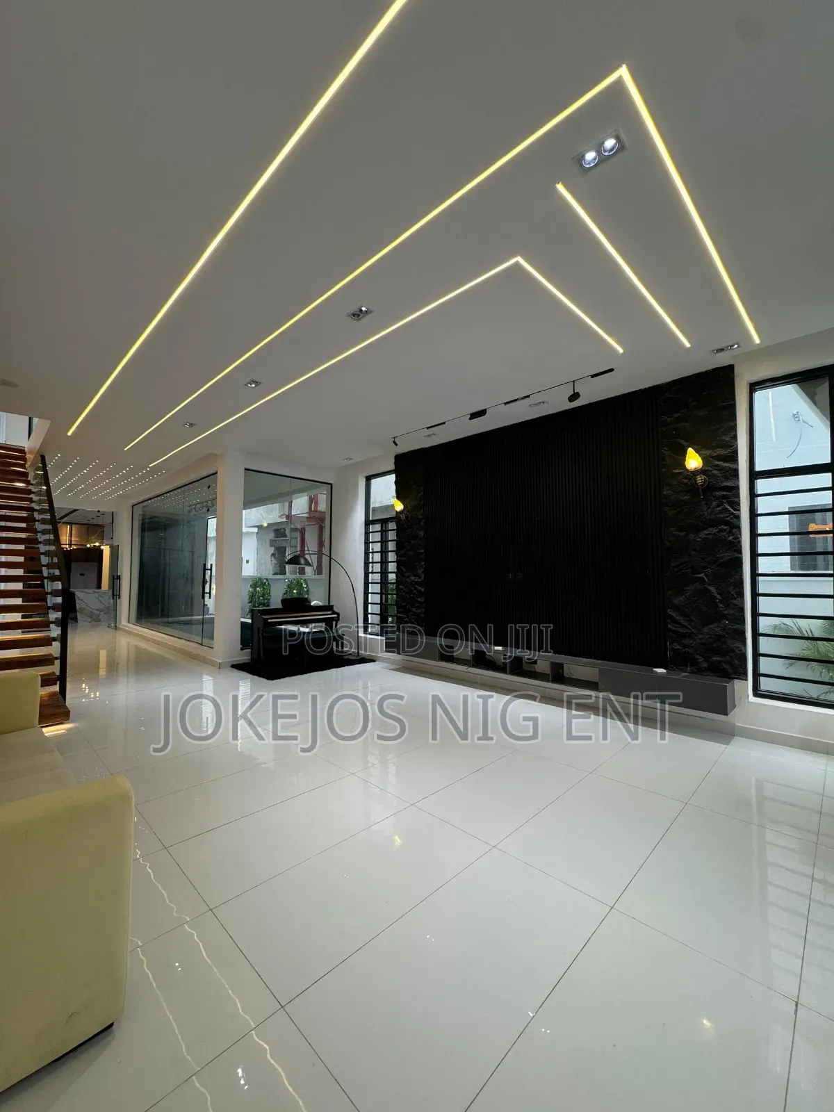 5bdrm Duplex in Ikota Gra Lekki for sale in Ikota