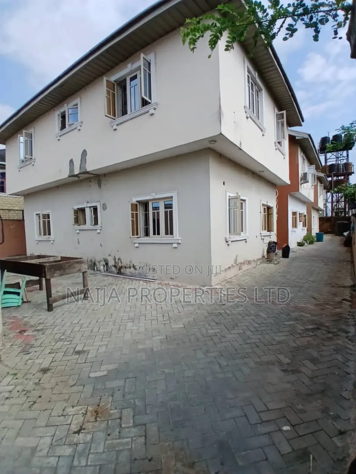 2bdrm Block of Flats in Ogidan, Sangotedo for sale in Sangotedo