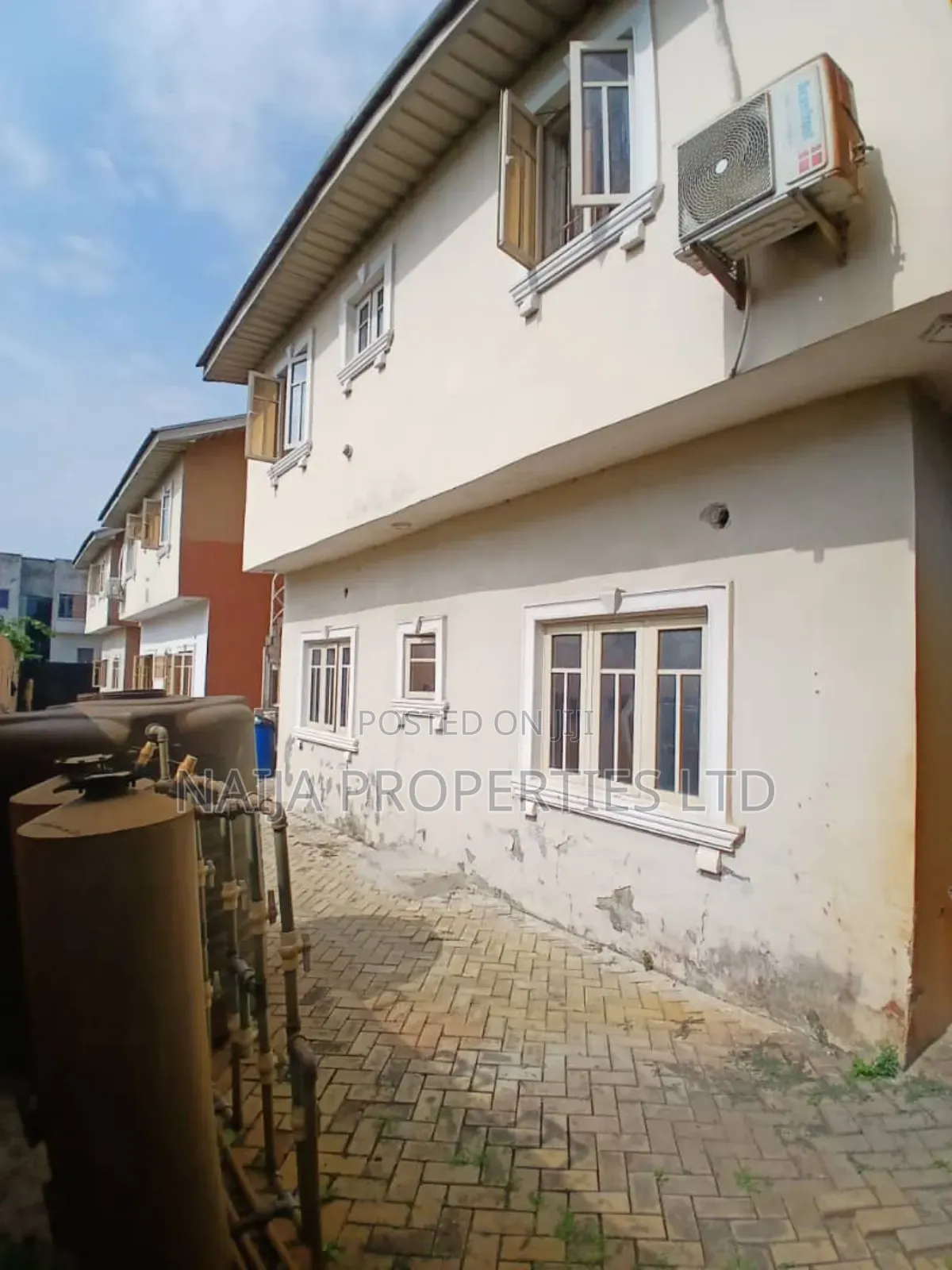2bdrm Block of Flats in Ogidan, Sangotedo for sale in Sangotedo