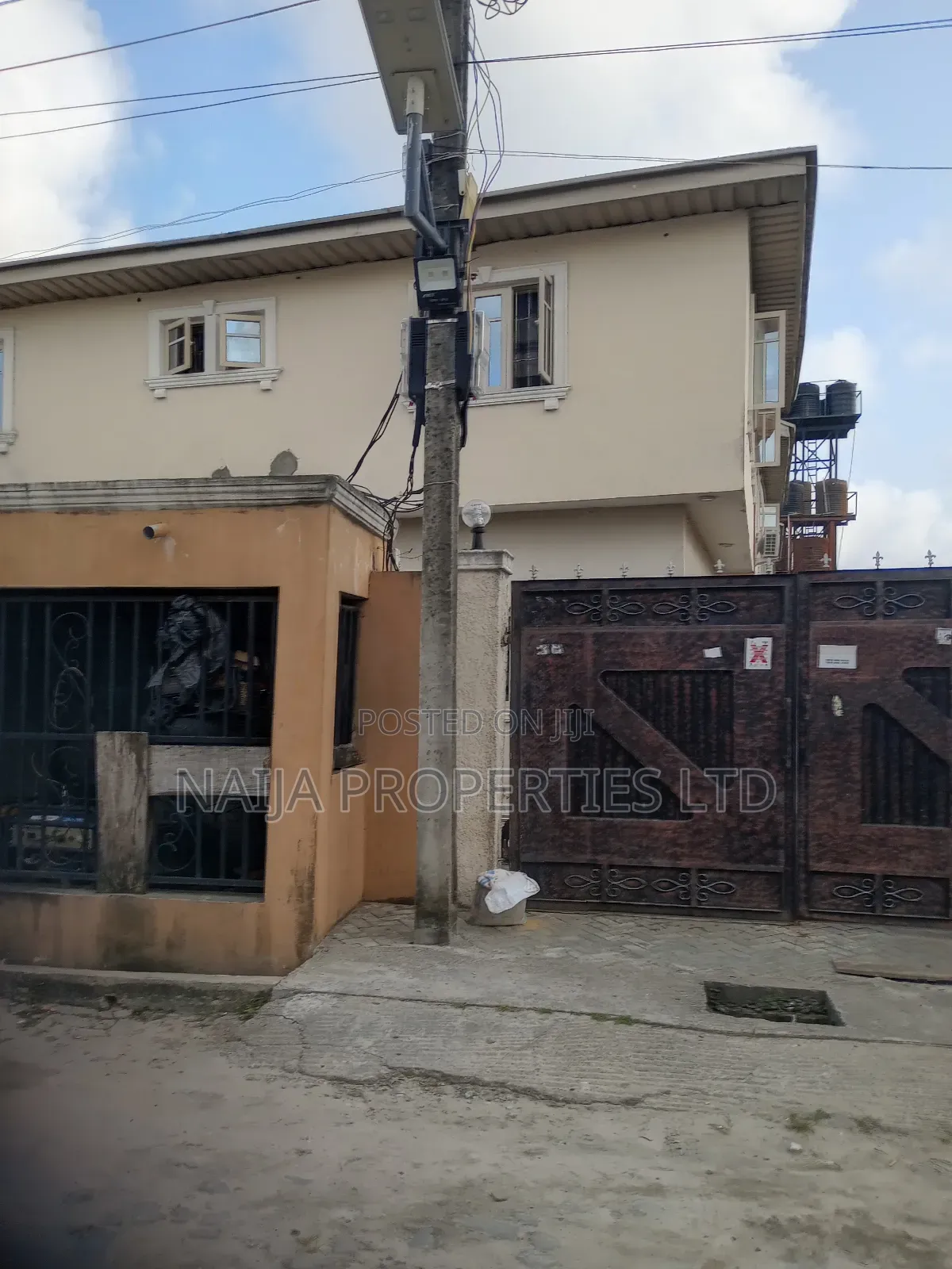 2bdrm Block of Flats in Ogidan, Sangotedo for sale in Sangotedo