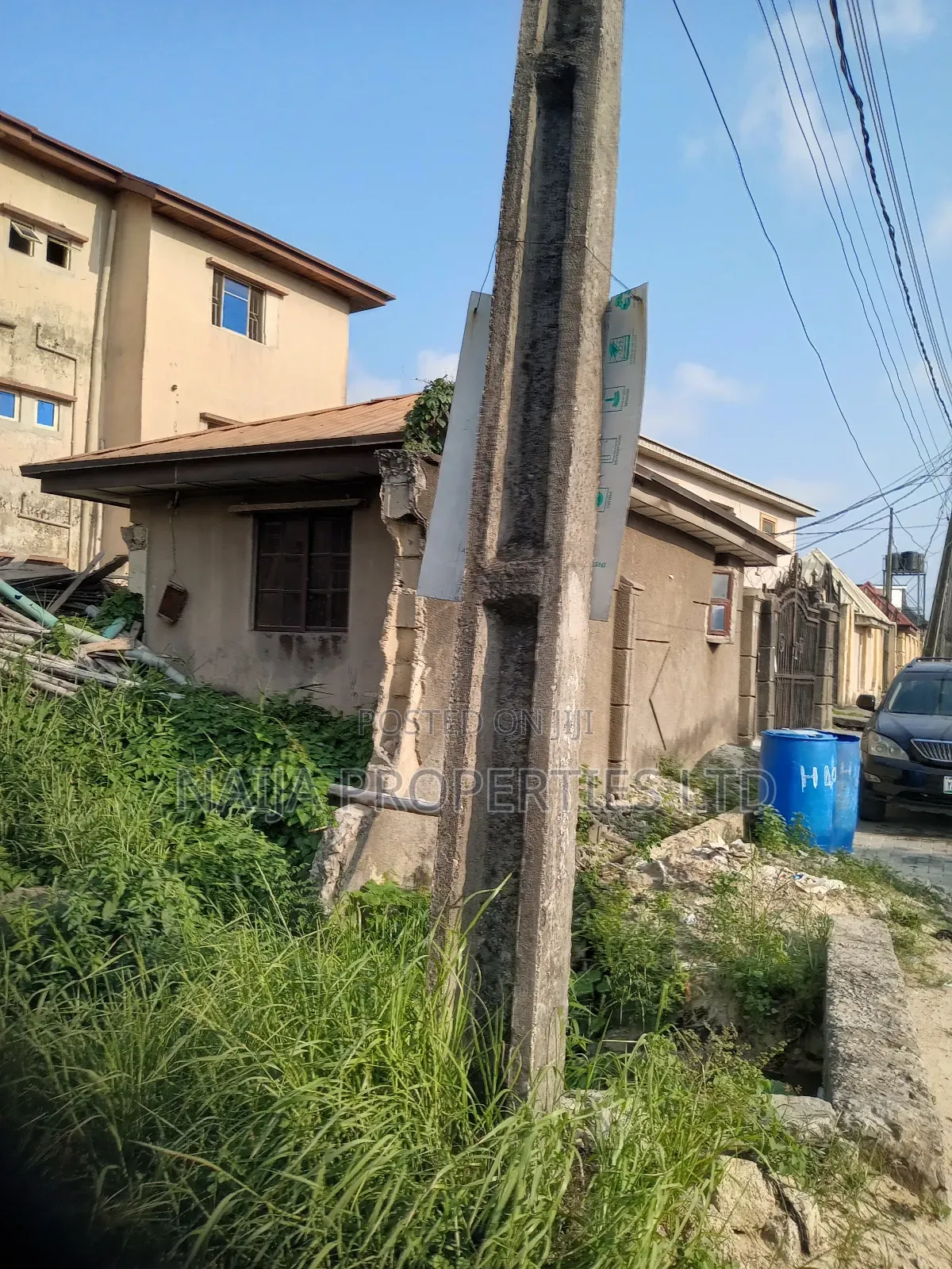 3bdrm Block of Flats in Thomas Estate, Ajah for sale in Ajah