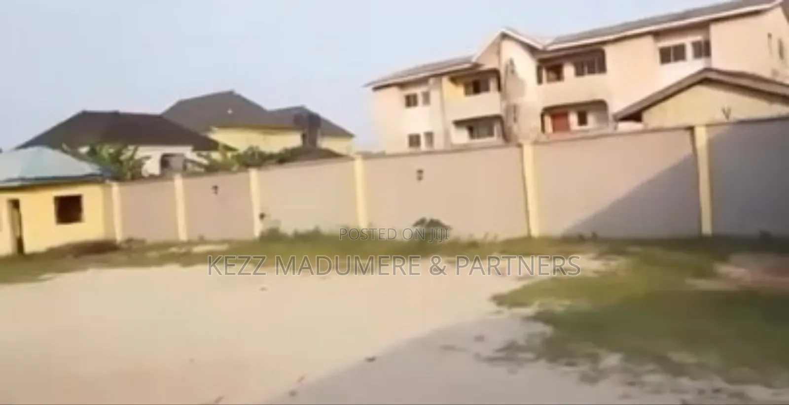 For Sale : Functional School in Rumuaghulu,Port Harcourt in Port-Harcourt