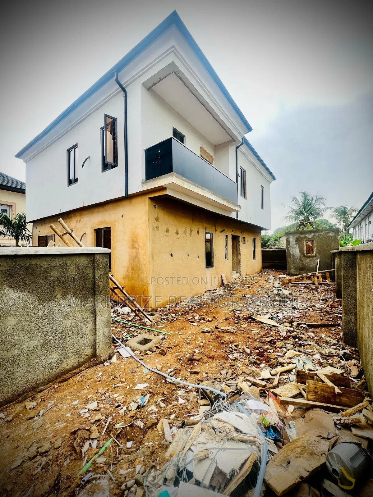 5bdrm Duplex in Opebi Ikeja Lagos for sale in Opebi