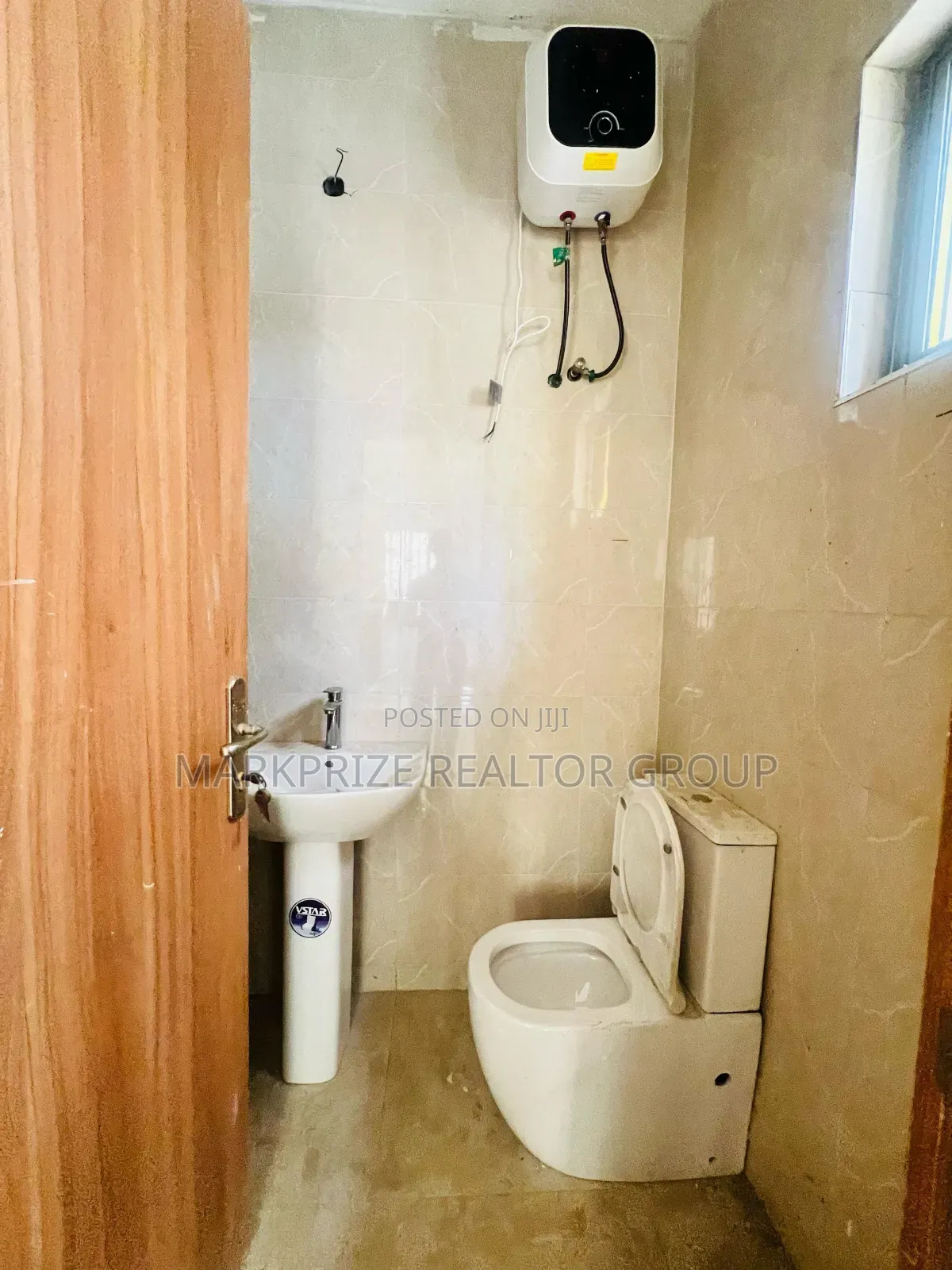 5bdrm Duplex in Opebi Ikeja Lagos for sale in Opebi