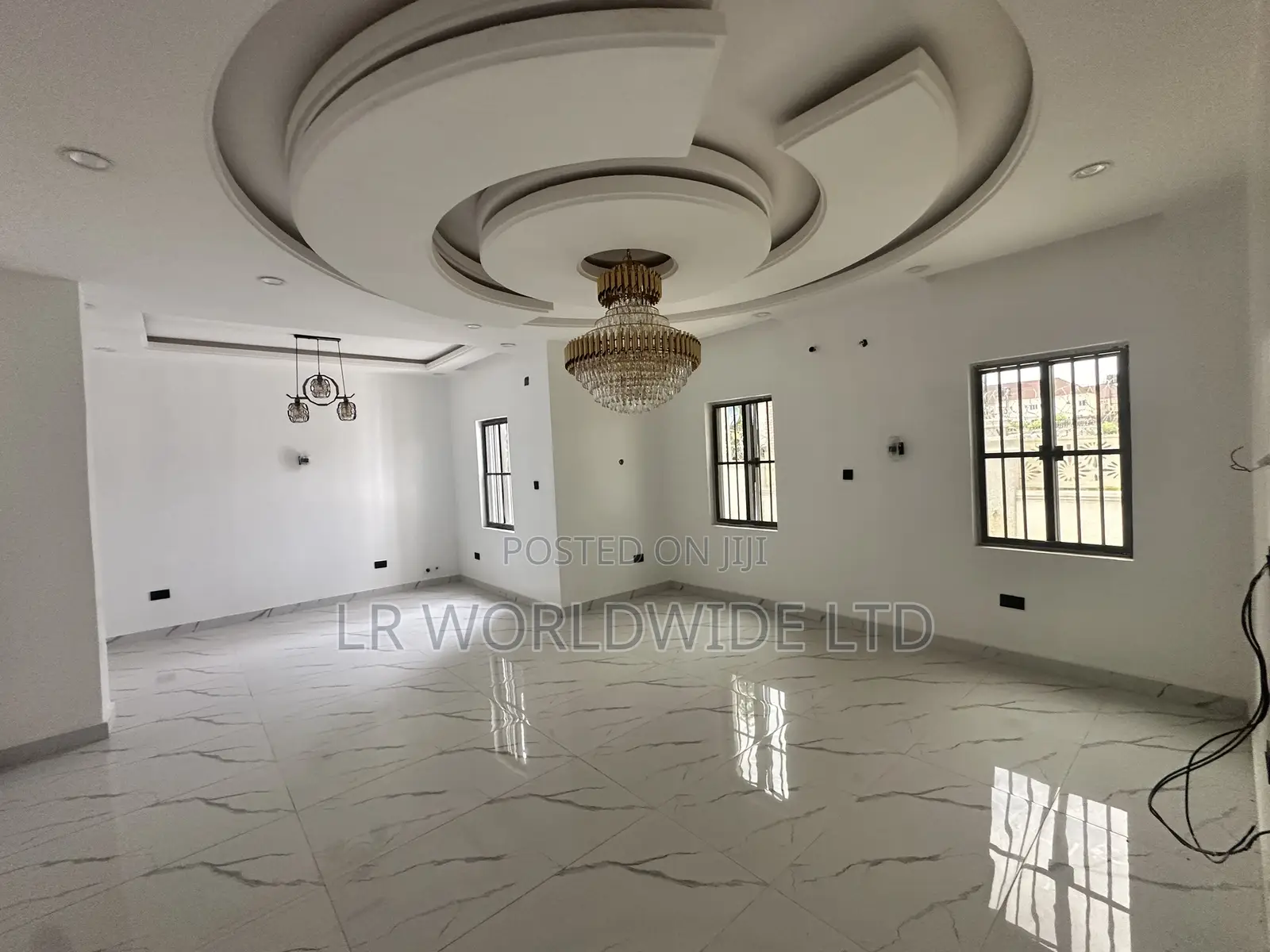 4bdrm Duplex in Lugbe District for sale in Lugbe District