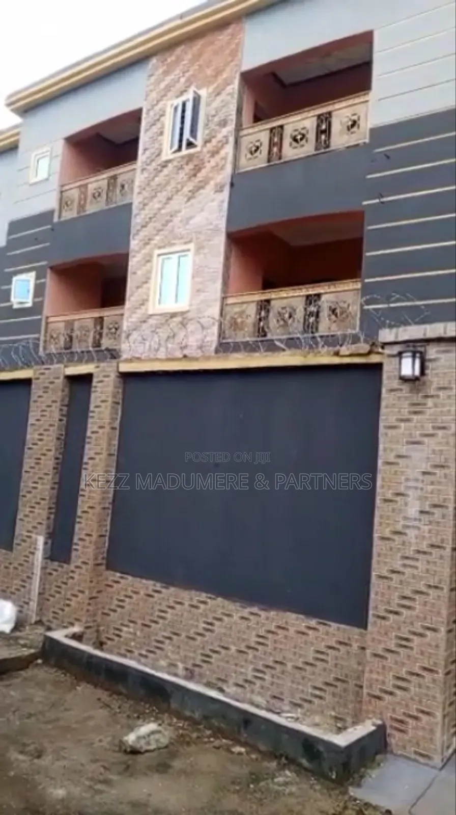 2bdrm Block of Flats in Eliozu, Port for rent in Port-Harcourt