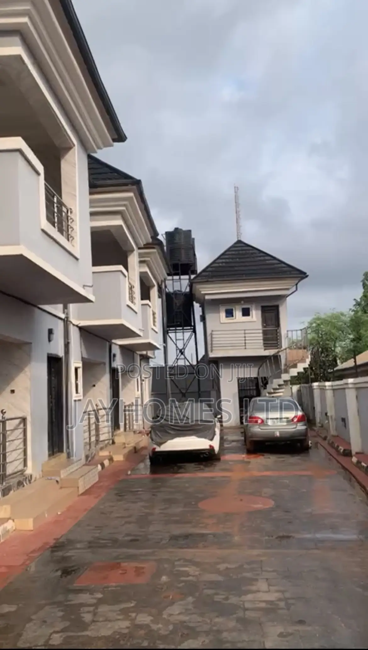 2bdrm Block of Flats in Back Of Hampton, Oshimili South for sale in Oshimili South
