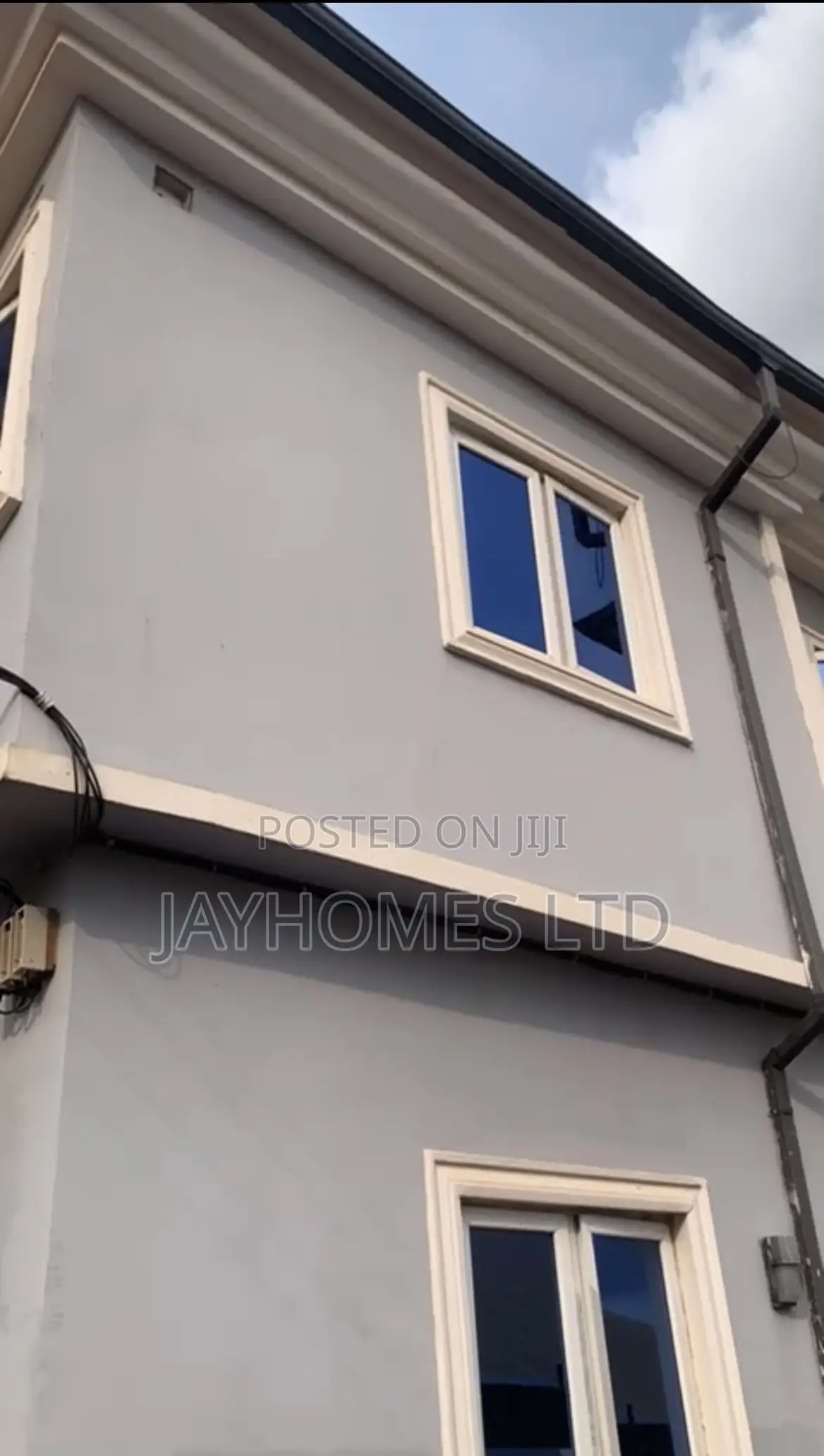 2bdrm Block of Flats in Back Of Hampton, Oshimili South for sale in Oshimili South