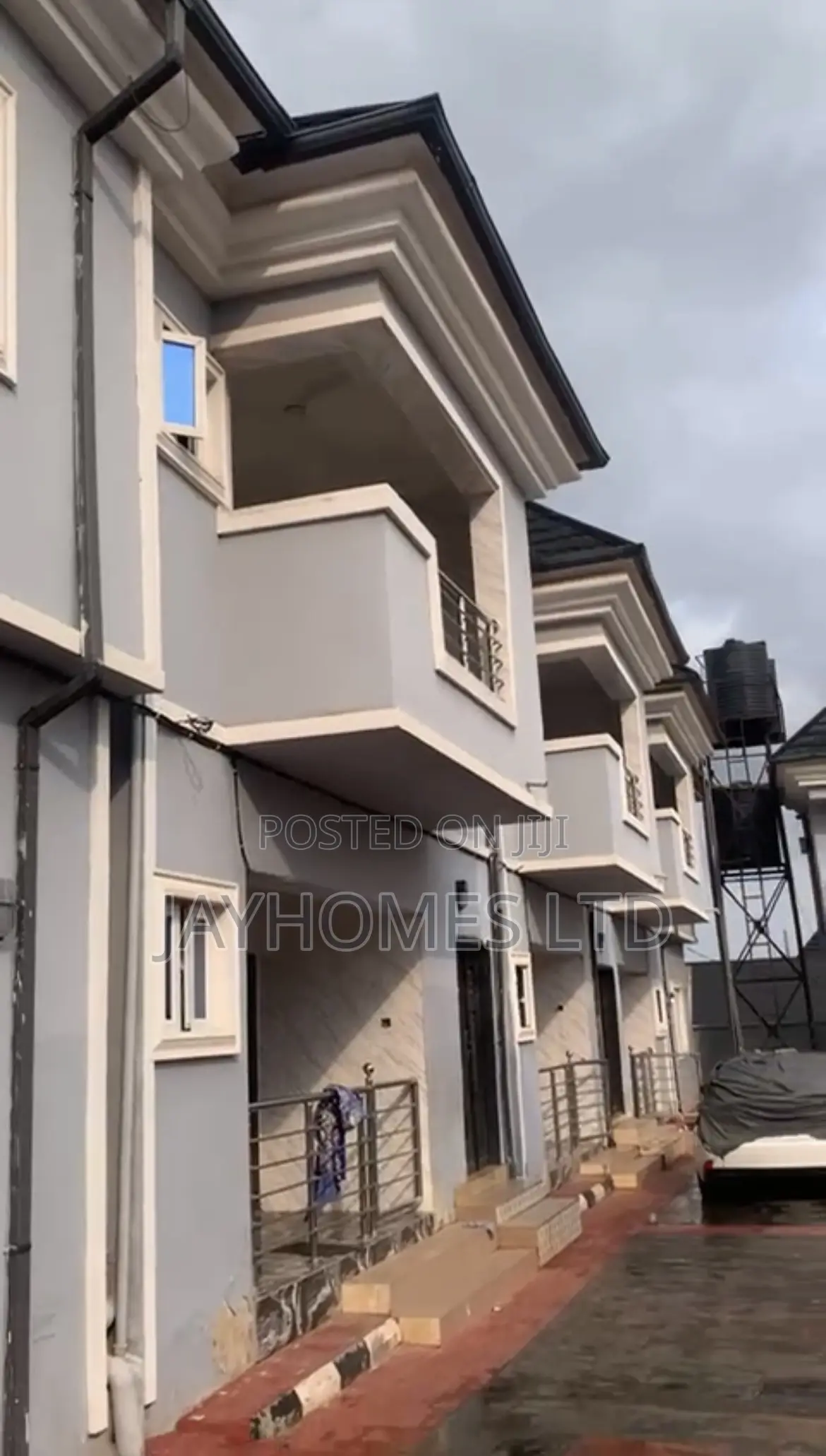 2bdrm Block of Flats in Back Of Hampton, Oshimili South for sale in Oshimili South