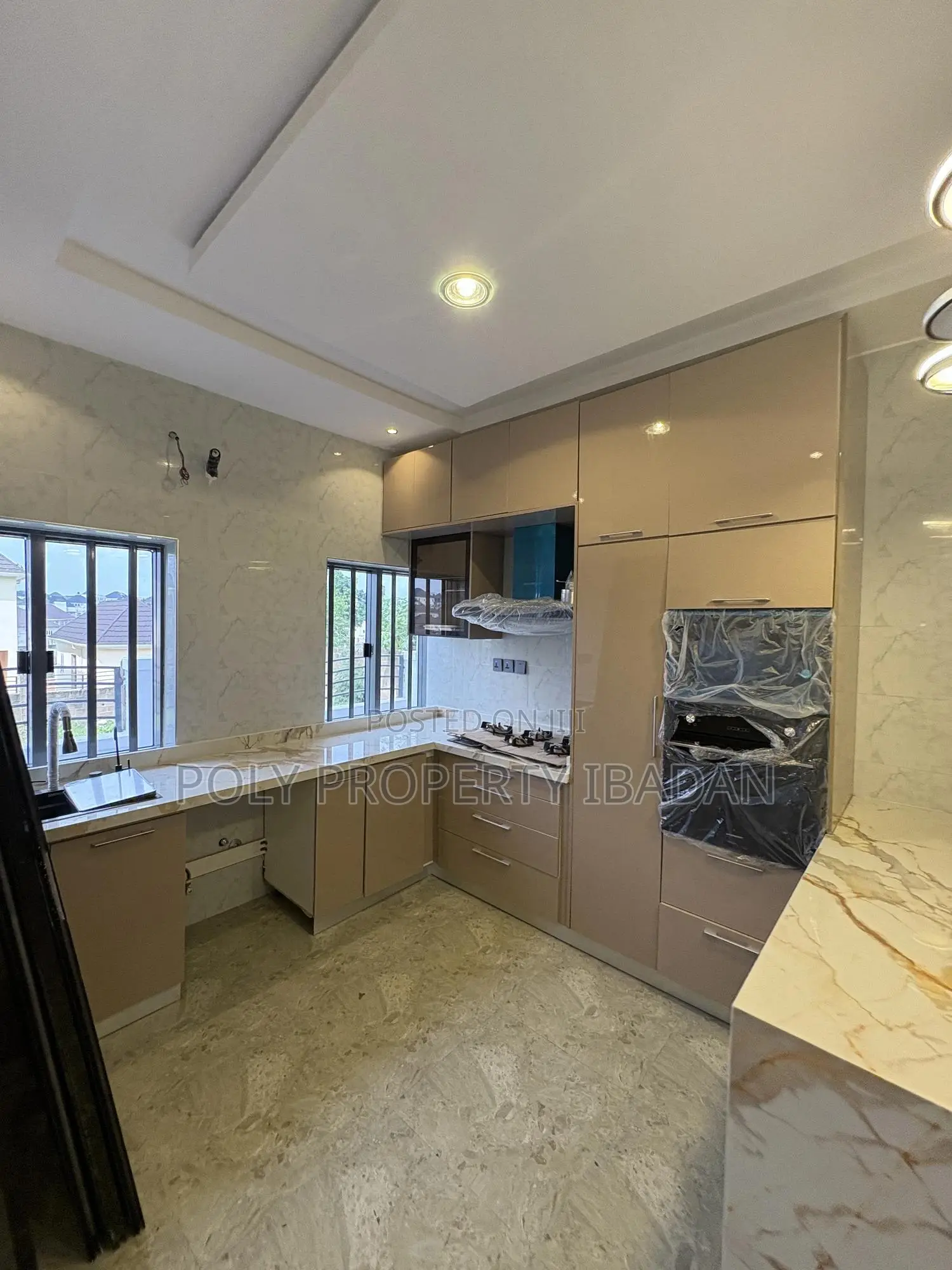 4bdrm Duplex in Legacy Estate,, Ibadan for sale in Ibadan