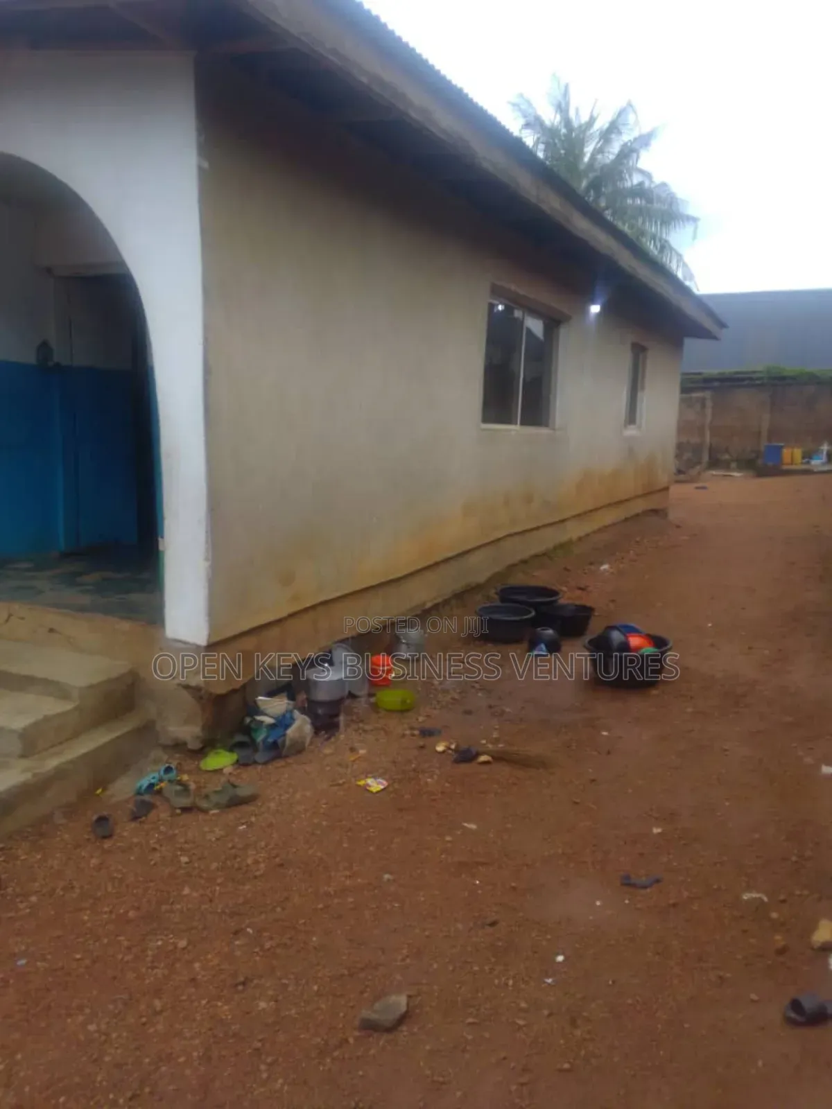 4bdrm Bungalow in Agaloke Estate,Apata for sale in Apata