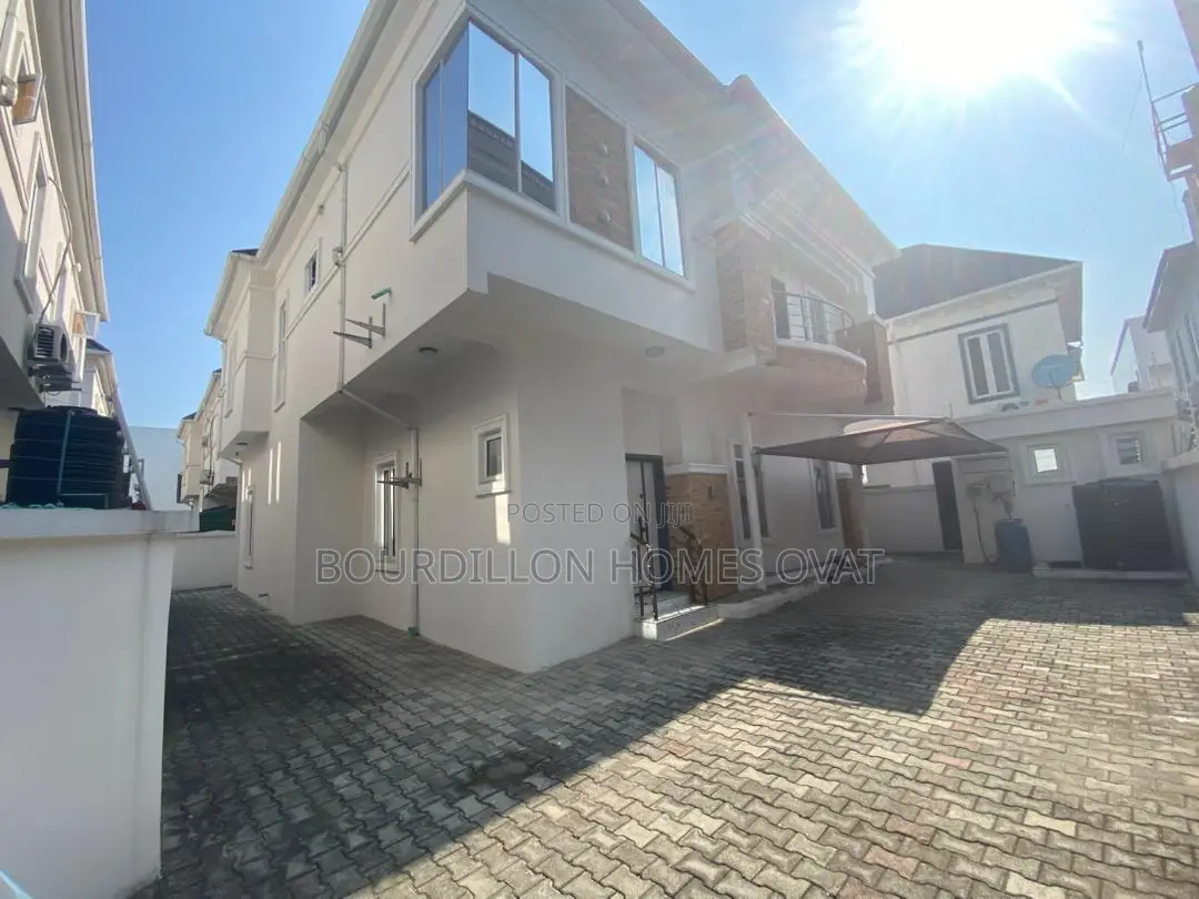 5bdrm Duplex in Lekki for sale in Lekki