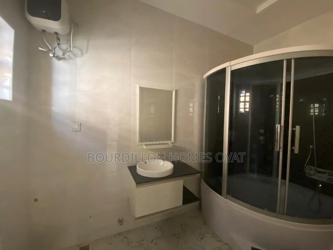 5bdrm Duplex in Lekki for sale in Lekki