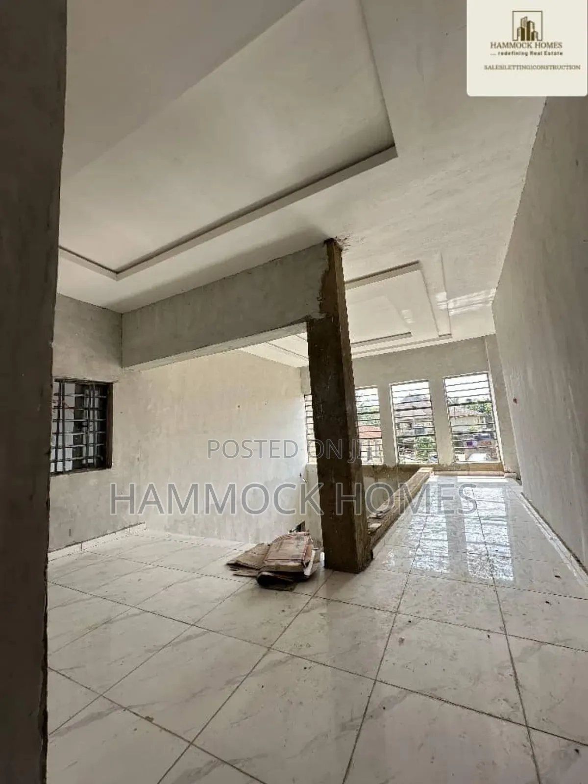 5bdrm Duplex in Ile-Tuntun Estate, Jericho for sale in Jericho