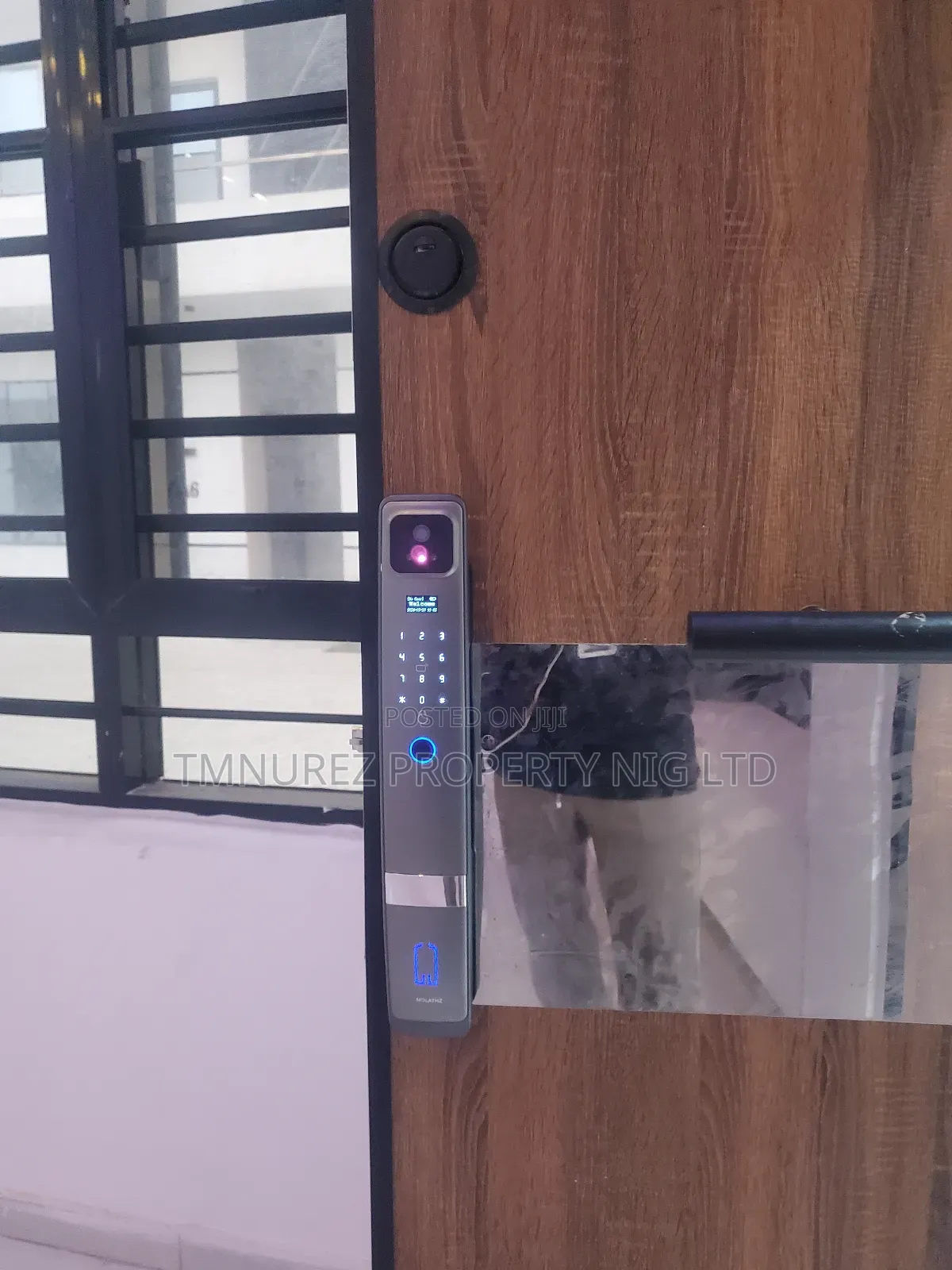 4bdrm Duplex in Orchild Road, Chevron for sale in Chevron