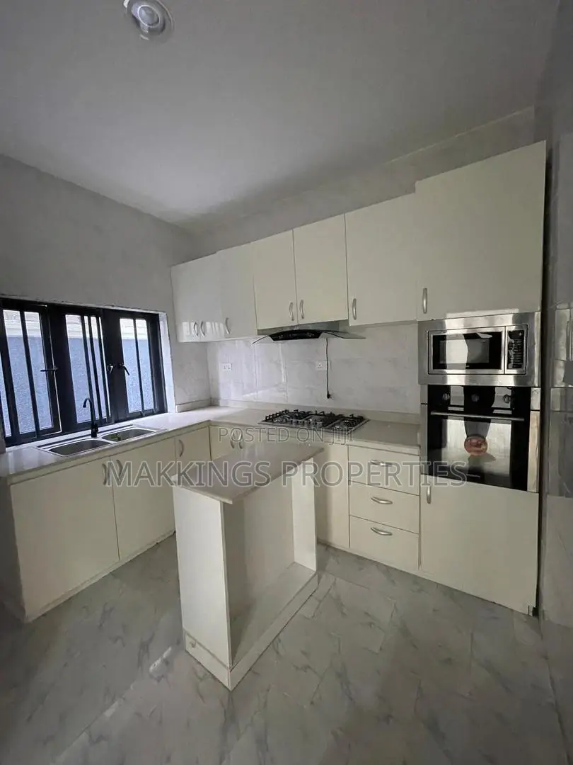 2bdrm Block of Flats in Ikate for rent in Ikate
