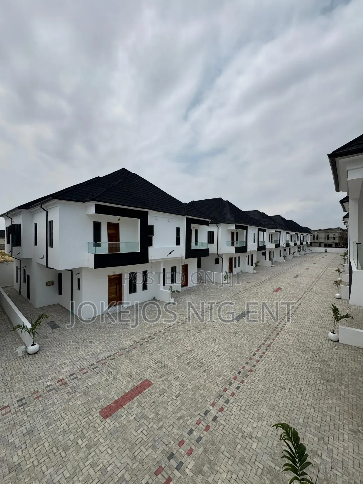 4bdrm Duplex in Vgc By Ikota, Ajah for sale in Ajah
