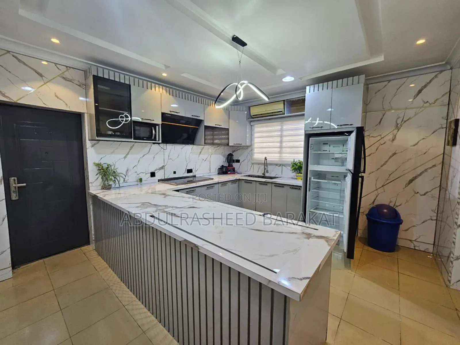 2, Bedroom Apartments With En-suite Rooms,Super Fast Wifi in Lekki