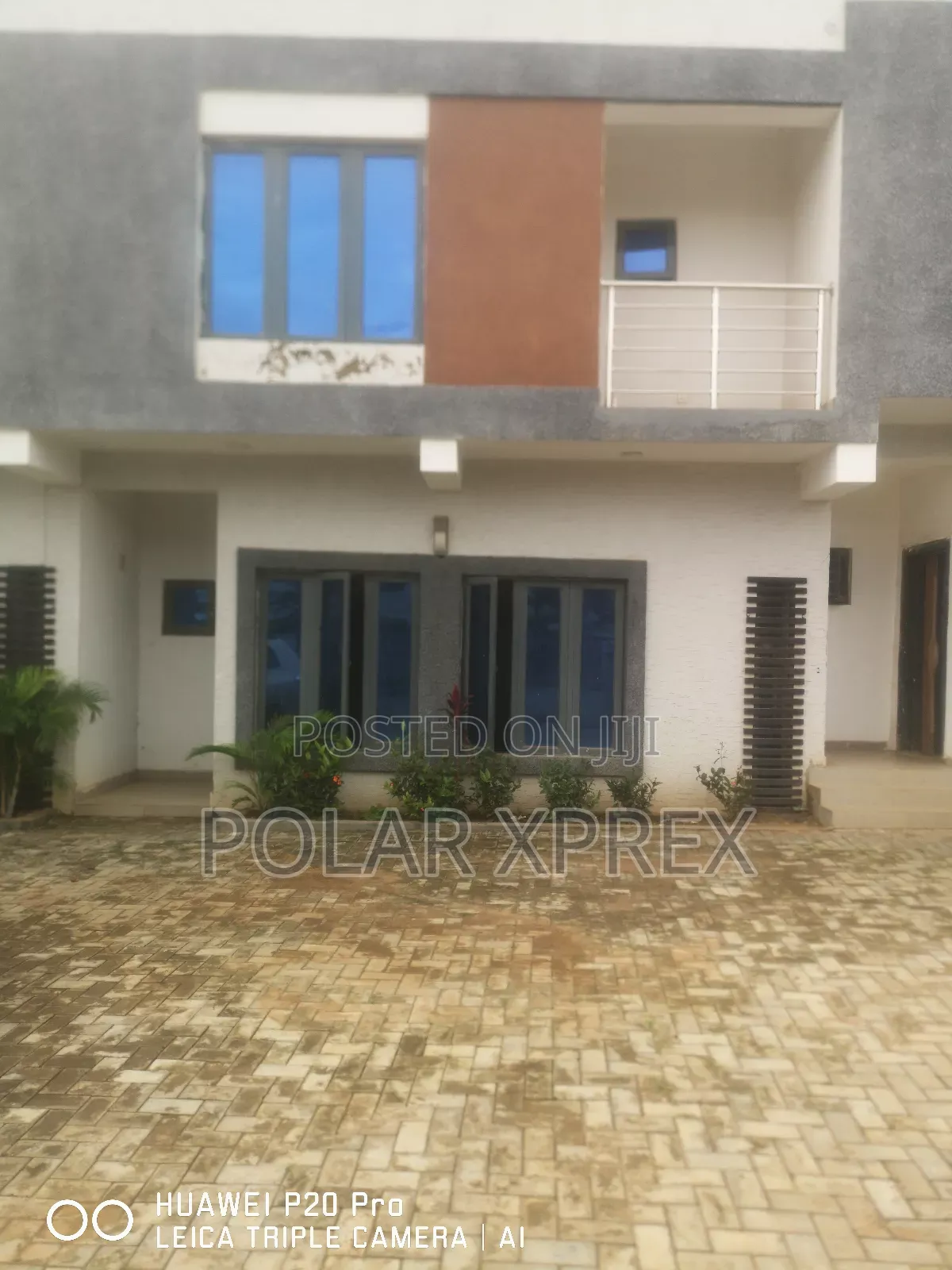 Furnished 3bdrm Duplex in Life Camp for sale in Life Camp