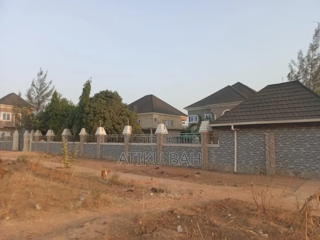6bdrm Mansion in Jalingo for sale in Jalingo