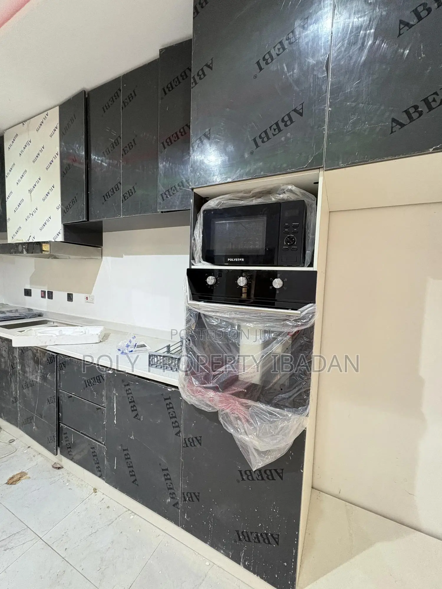 5bdrm Penthouse in Oluyole Estate, Ibadan for sale in Ibadan