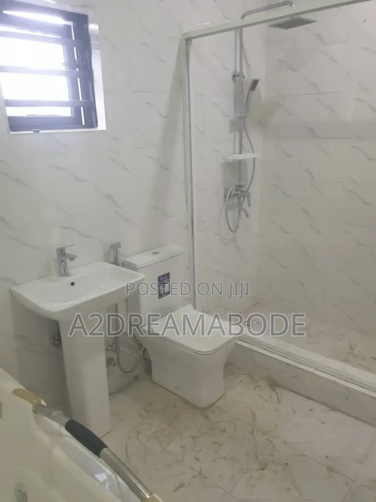4bdrm Duplex in Magodo Phase 2 for rent in Magodo