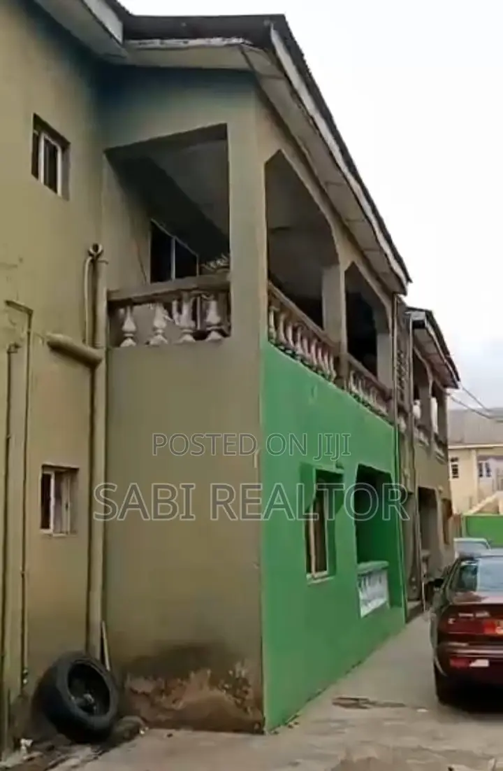 3bdrm Block of Flats in Meiran for sale in Meiran